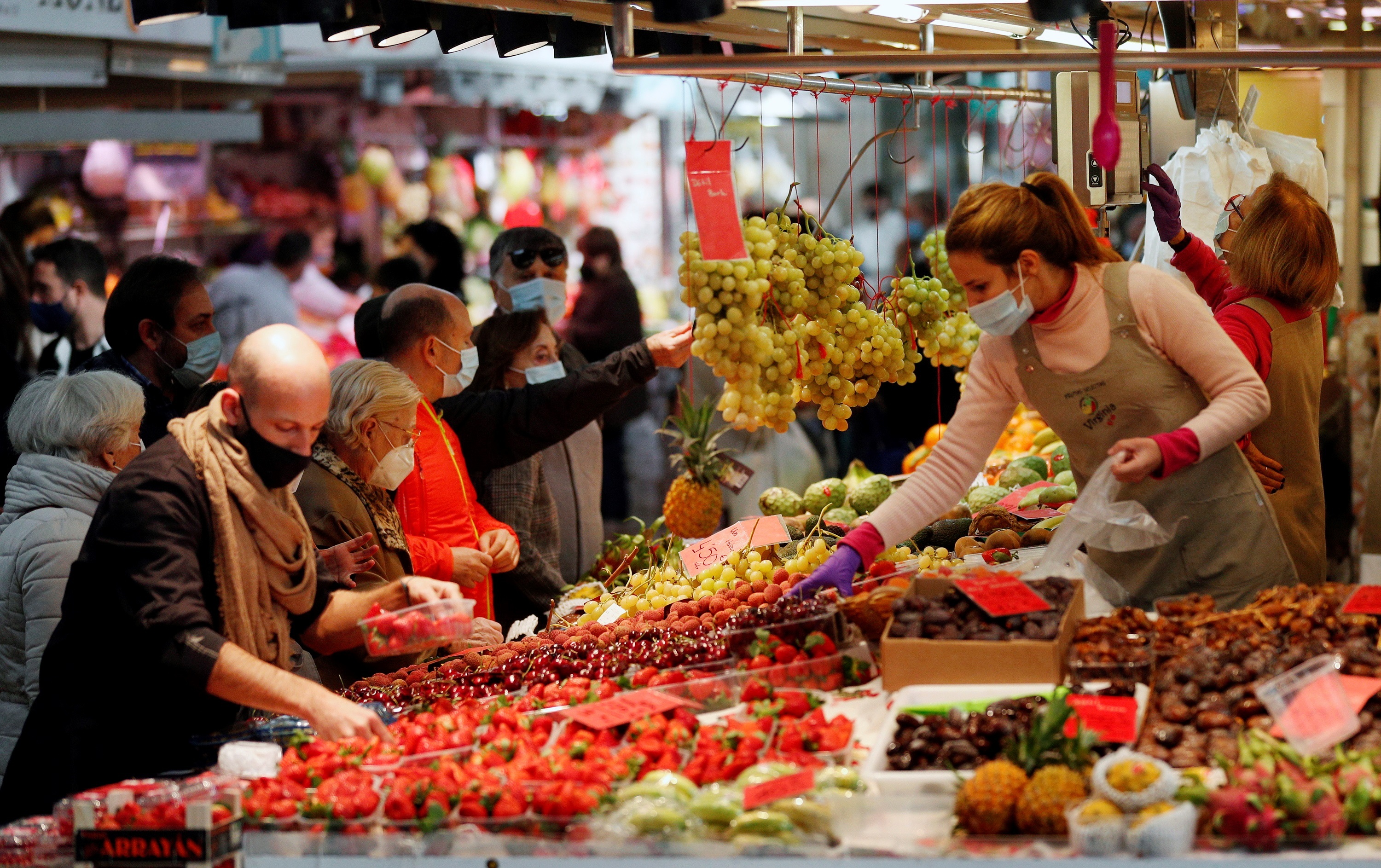 Aumentar el consumo de vegetales y frutas en la dieta es fundamental para prevenir la hipertensión arterial (EFE)