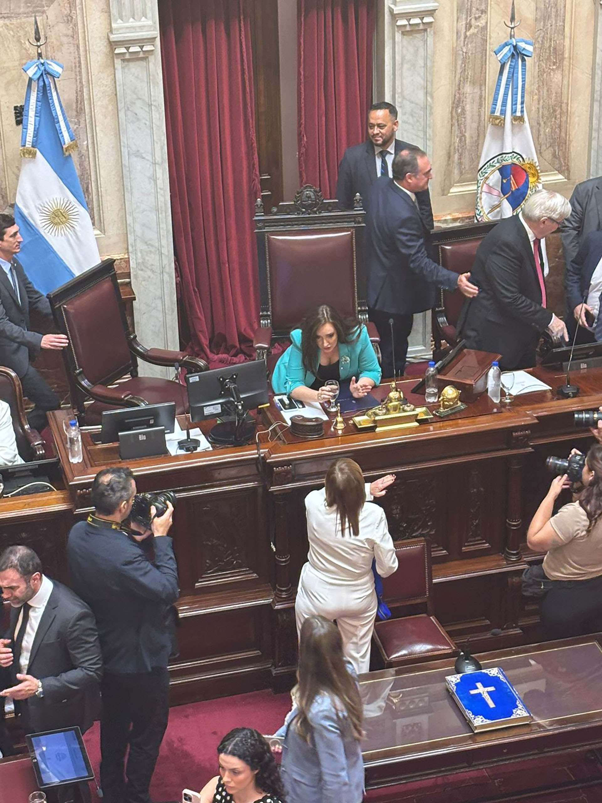 Villarruel y Bullrich se reunieron en el Senado para descomprimir tensiones que desordenaron al oficialismo