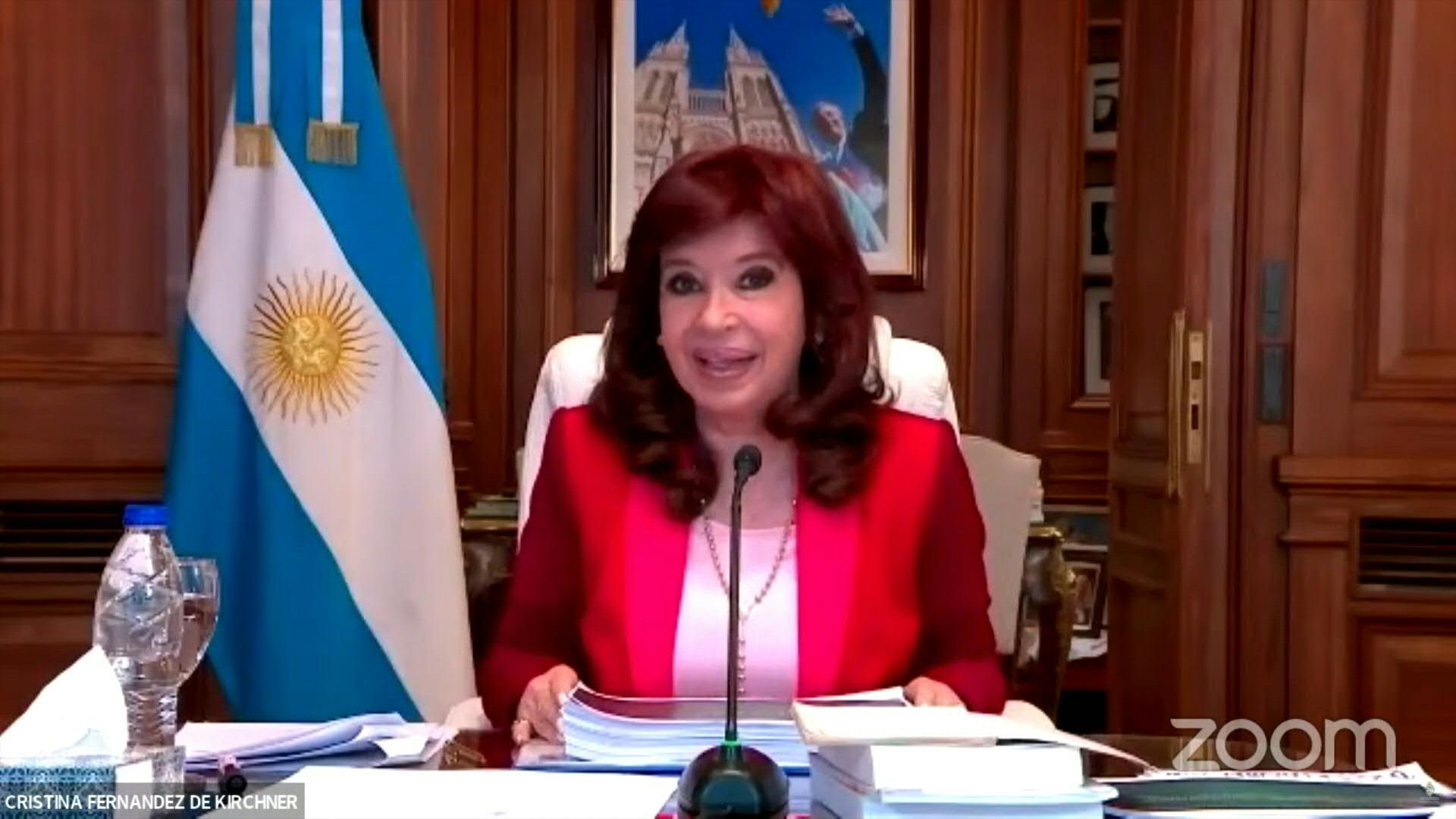 Cristina Kirchner expuso desde el Senado