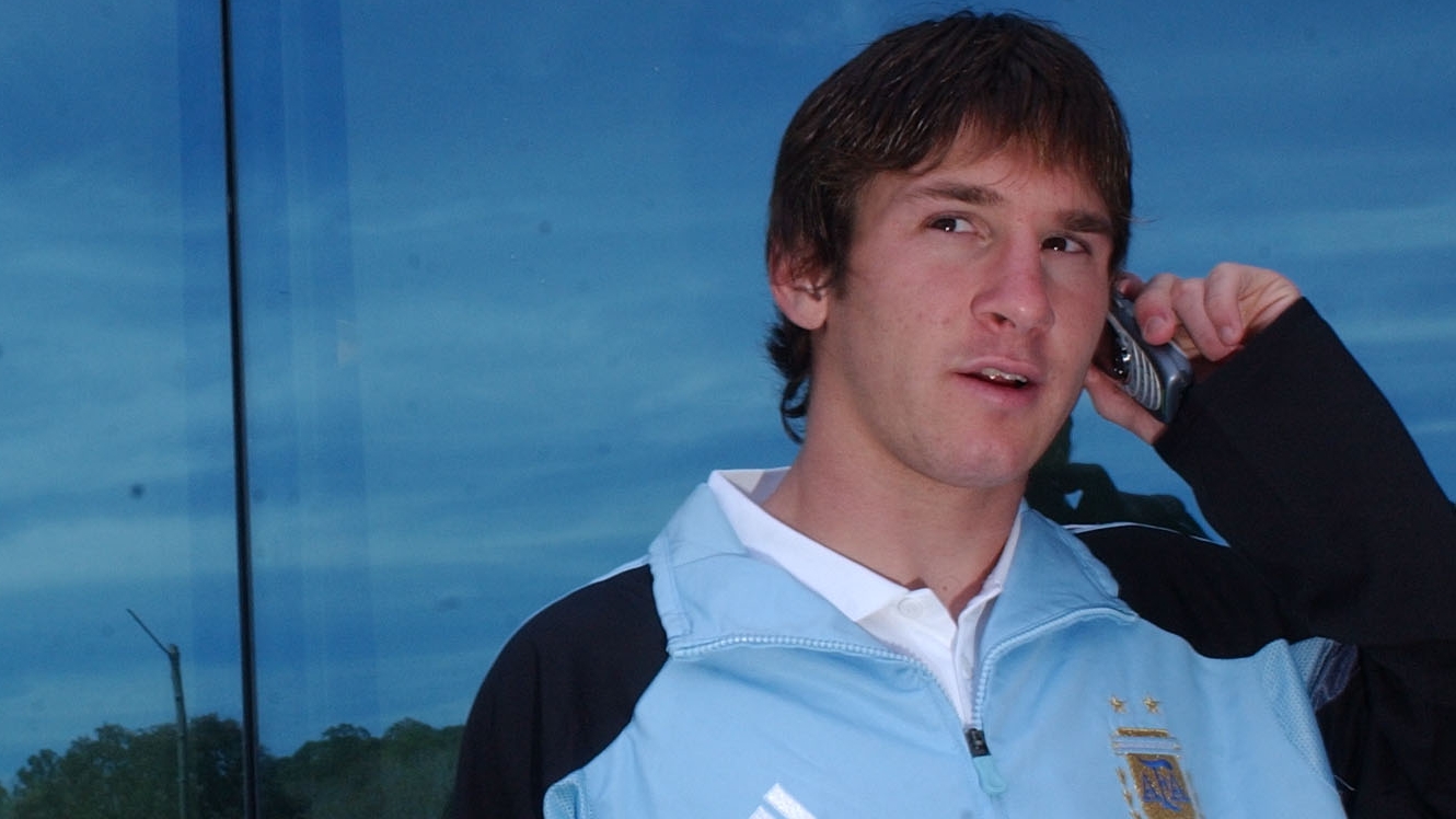 5 historias mínimas de Messi en sus primeros tiempos en la Selección: de la deuda que nunca cobró a un cumpleaños accidentado