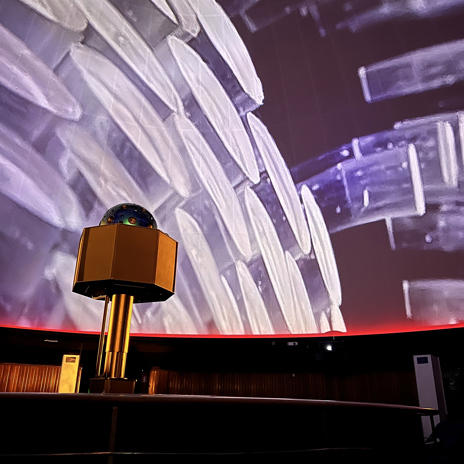 El planetario de Buenos Aires homenajea a Gyula Kosice con un show multimedia