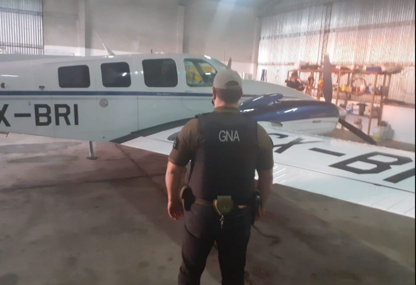 Narcovuelos: cómo era la banda de pilotos argentinos que llevaban cocaína de Perú a Uruguay con destino a Europa