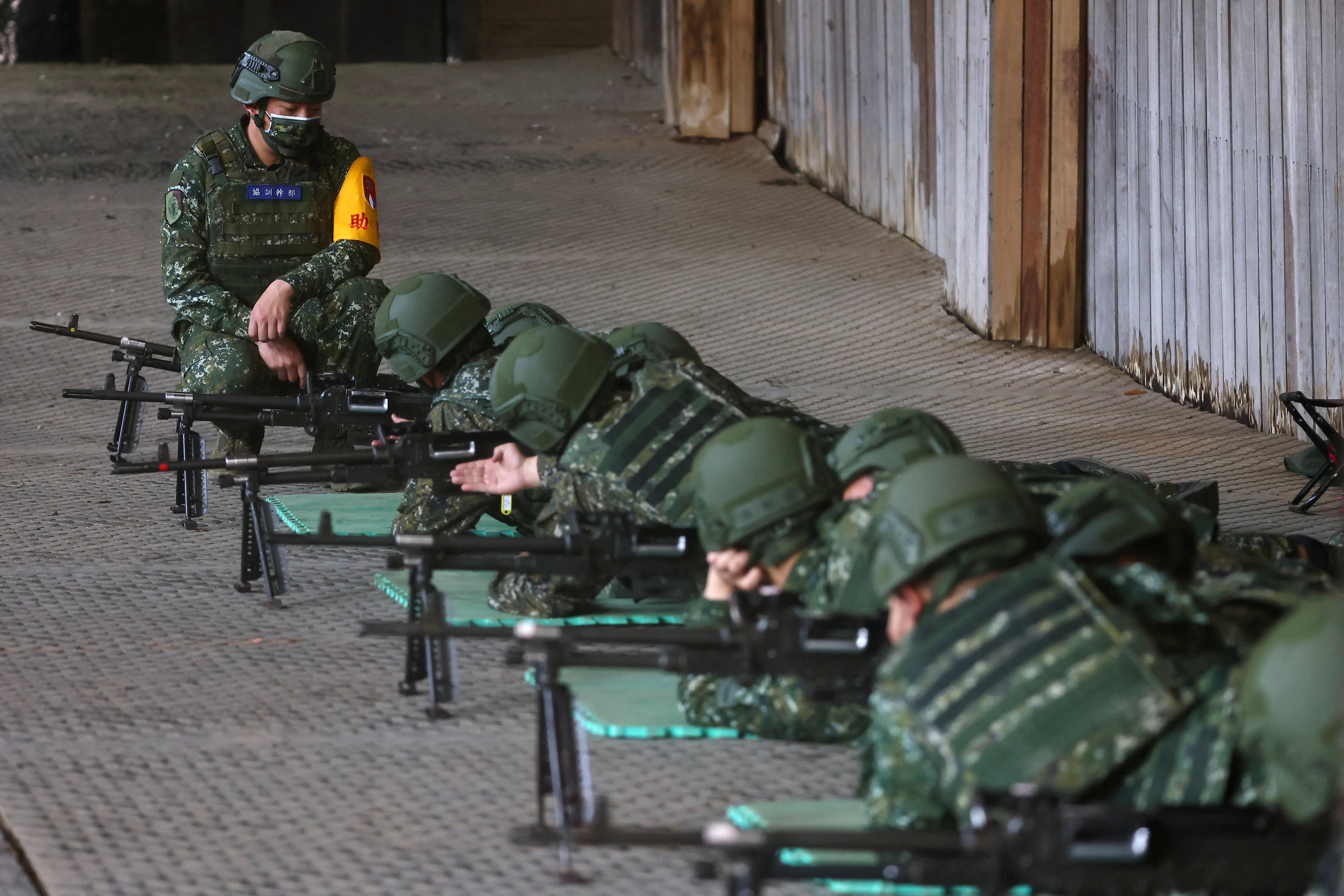 Reservists training in Nanchipu, Taiwan (Reuters)