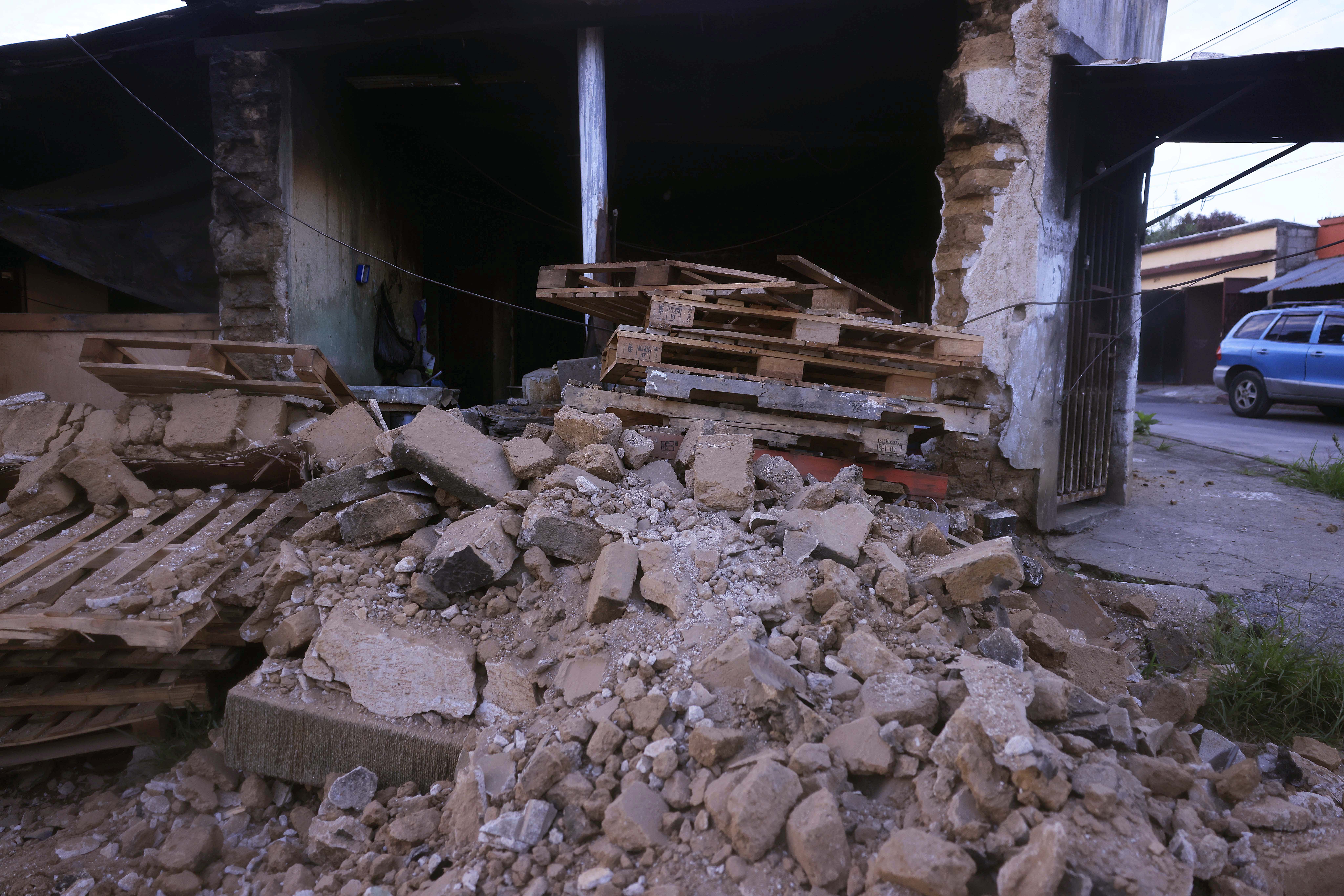 Tres potentes sismos sacudieron Guatemala: al menos dos muertos y múltiples  daños estructurales - Infobae