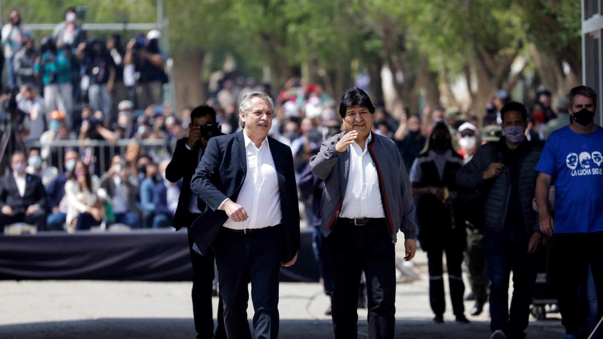 Alberto Fernández despidió a Evo Morales, que regresó a Bolivia luego de la asunción de Luis Arce como nuevo presidente 