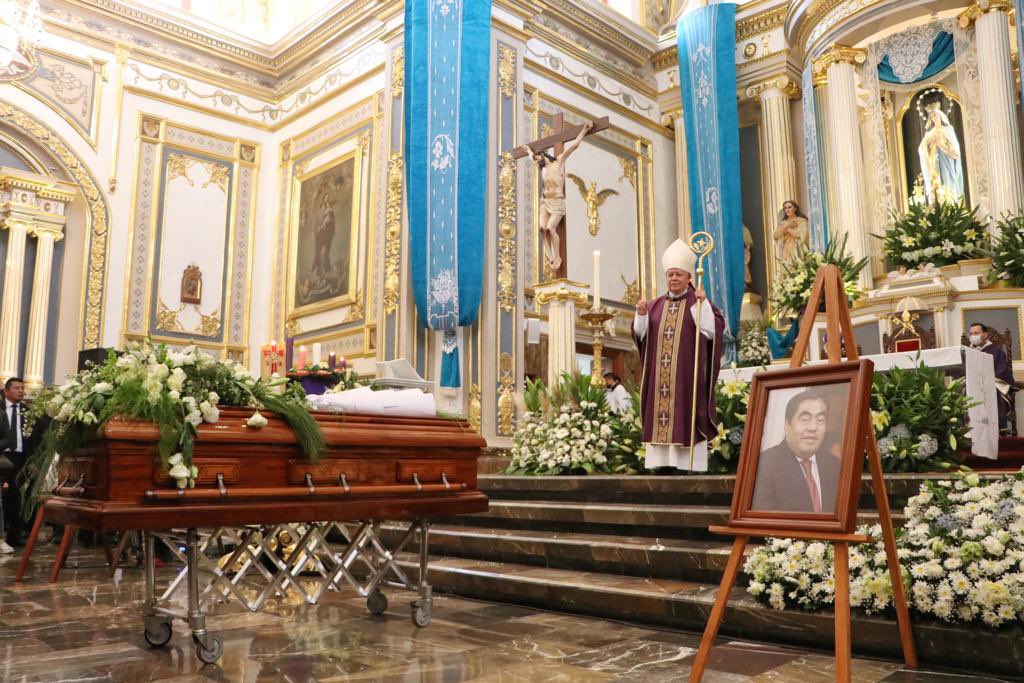 Miguel Barbosa fue sepultado en el municipio de Tehuacán, Puebla - Infobae