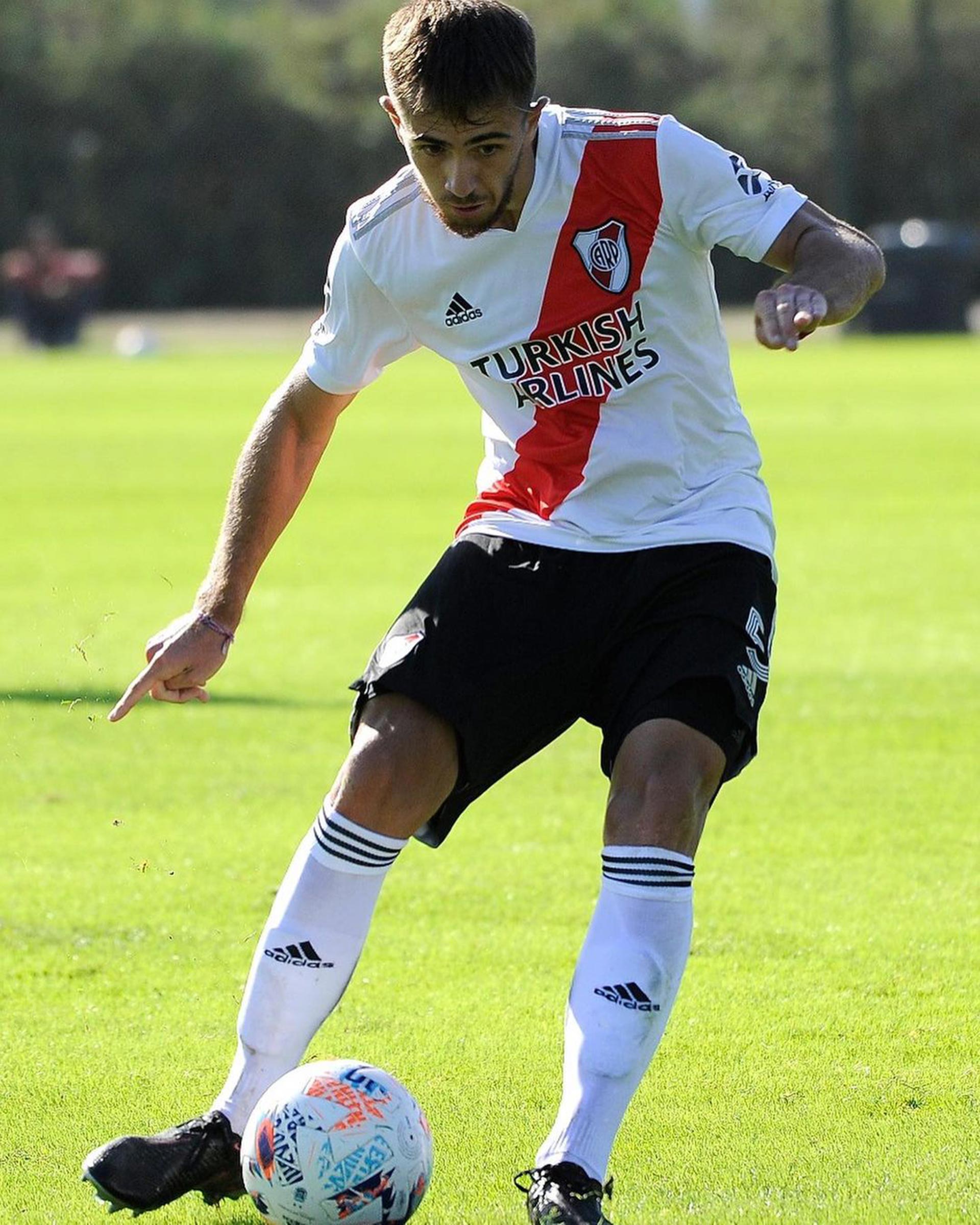 Felipe Peña Biafore tendría todo acordado para seguir su carrera en Arsenal de Sarandí (@RiverPlate)