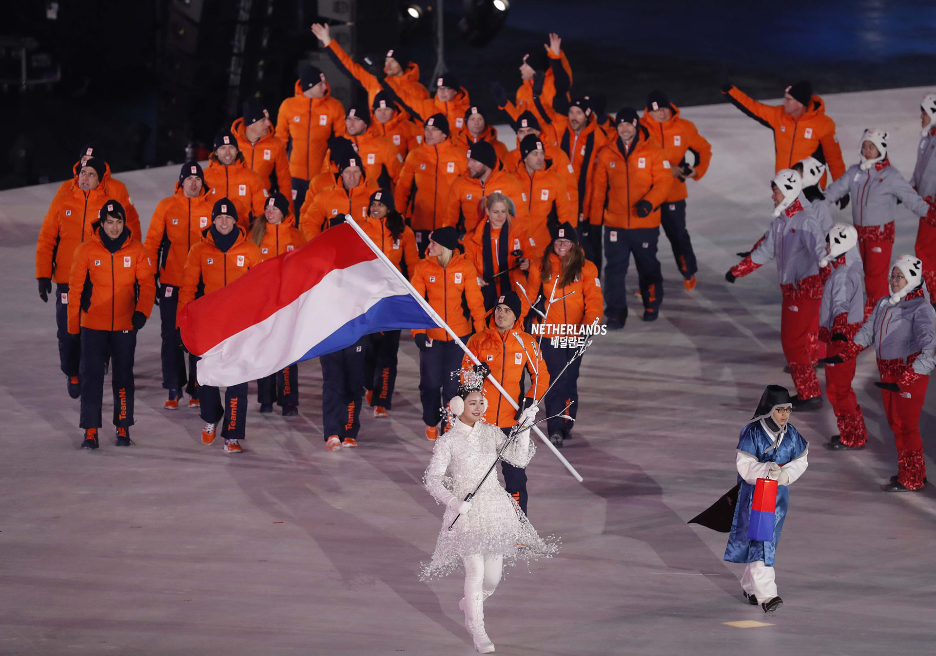 Dutch Olympians told to not bring any cellphones or laptops to Beijing