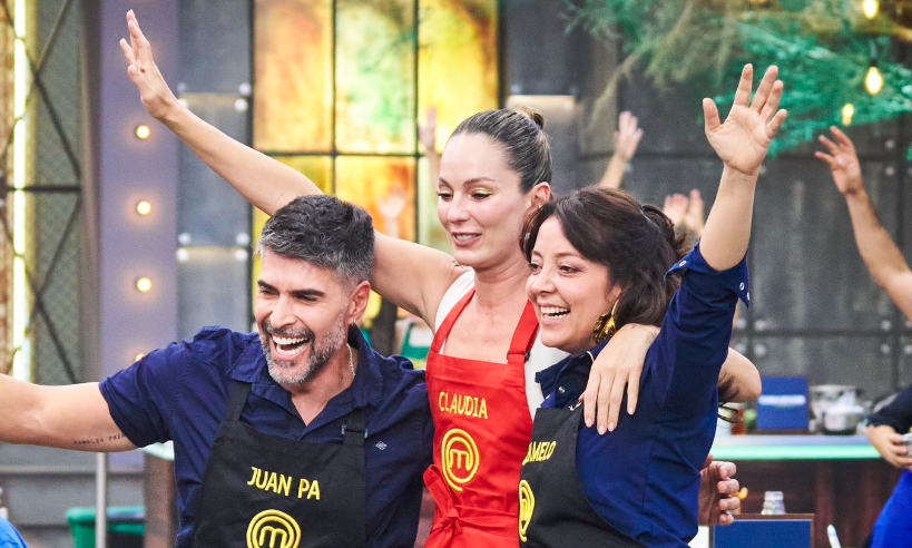 La presentadora de 'Masterchef Celebrity' Claudia Bahamón defendió a Cony  Camelo de ataques en las redes sociales: “Más respeto” - Infobae