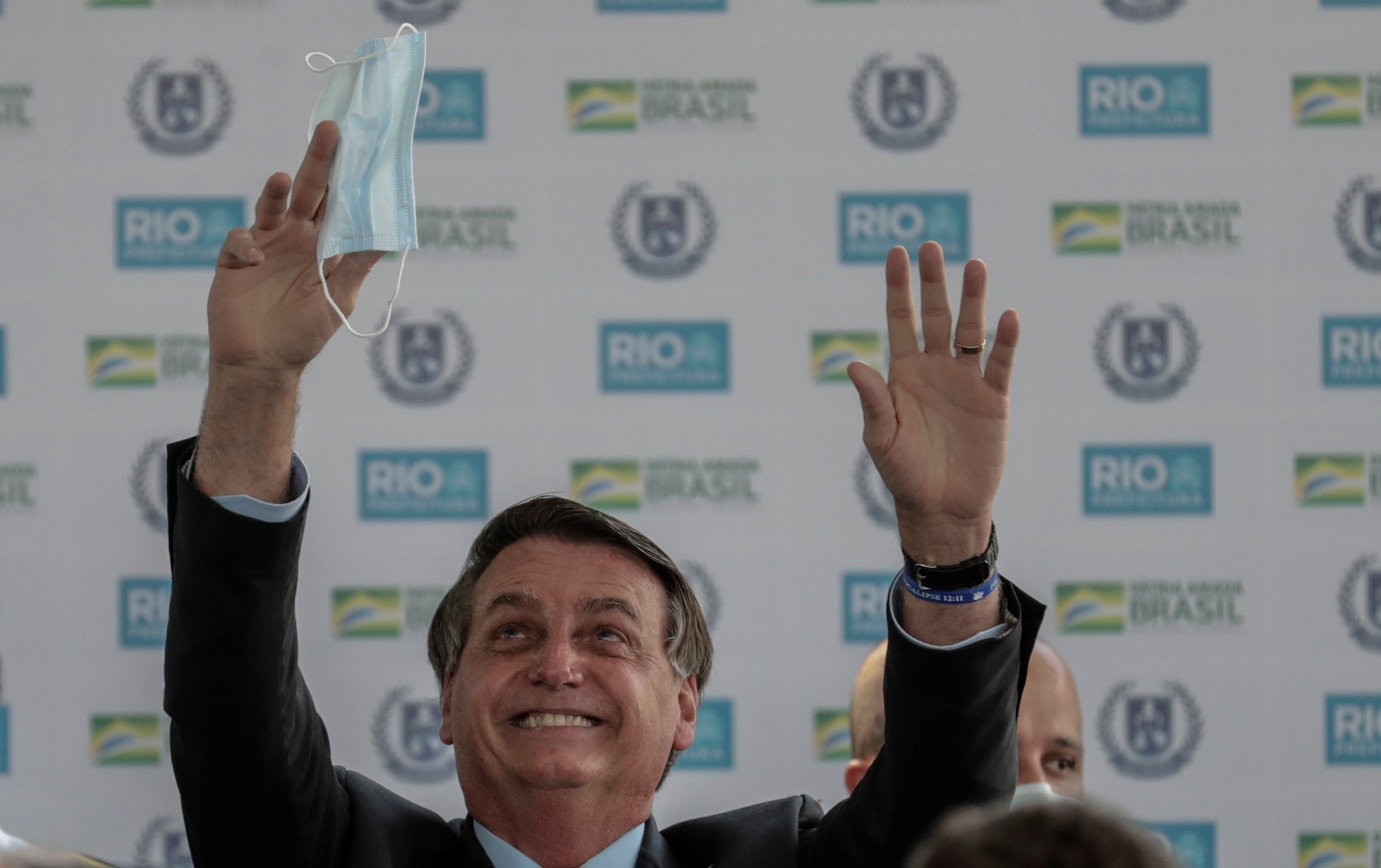 Bolsonaro desde el inicio de la pandemia negó la gravedad de la crisis sanitaria (Foto: EFE/Antonio Lacerda)
