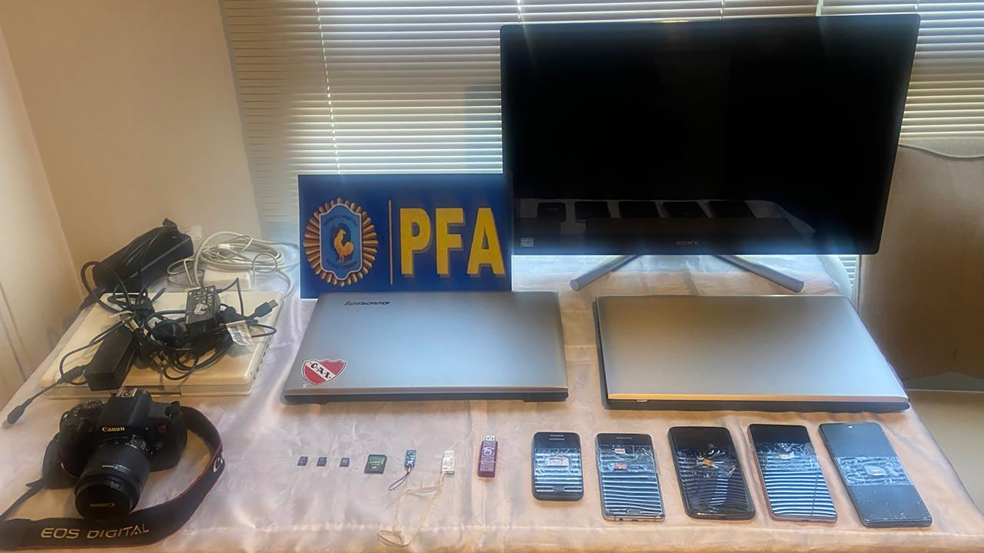 Red Bull confirmó al compañero de Verstappen en la Fórmula 1 para 2026 y anunció a los dos pilotos de su equipo satélite