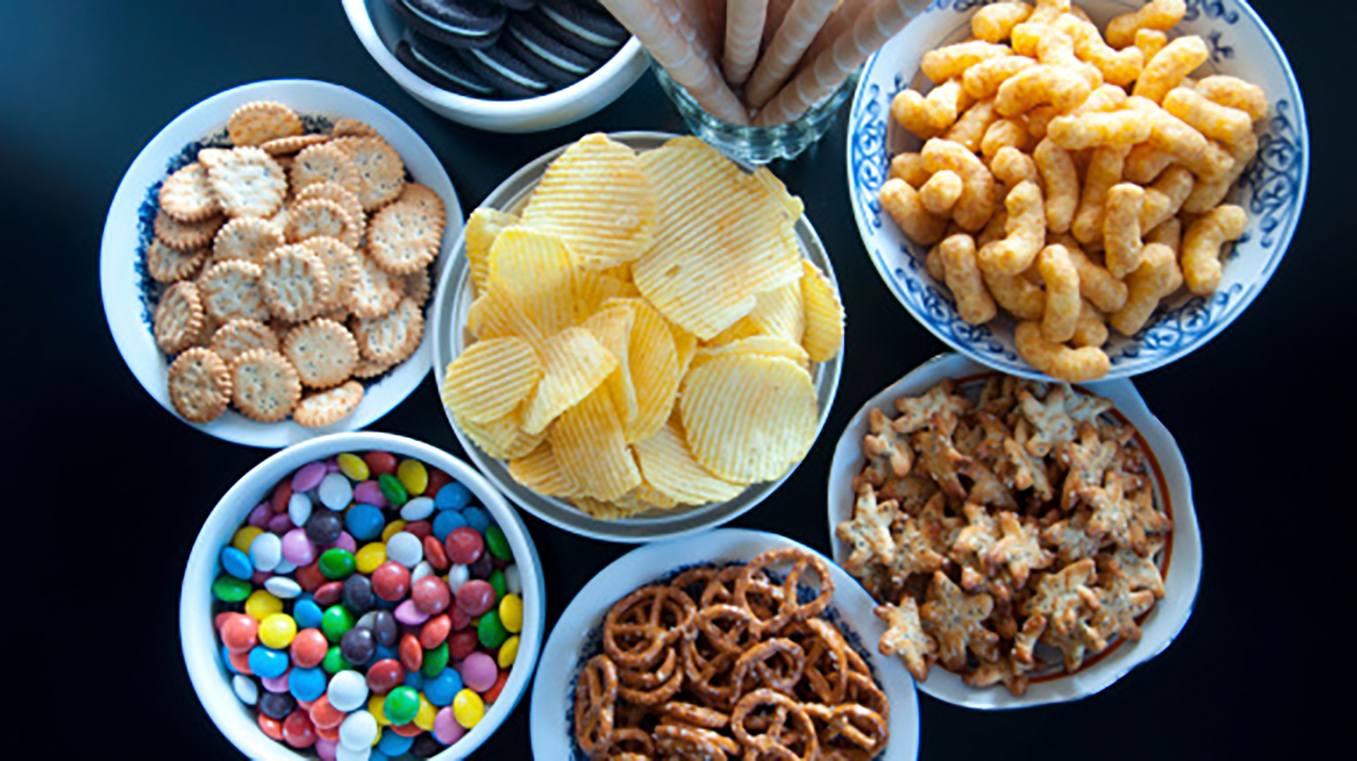 Los snacks forman parte de los alimentos ultraprocesados estudiados por la ciencia