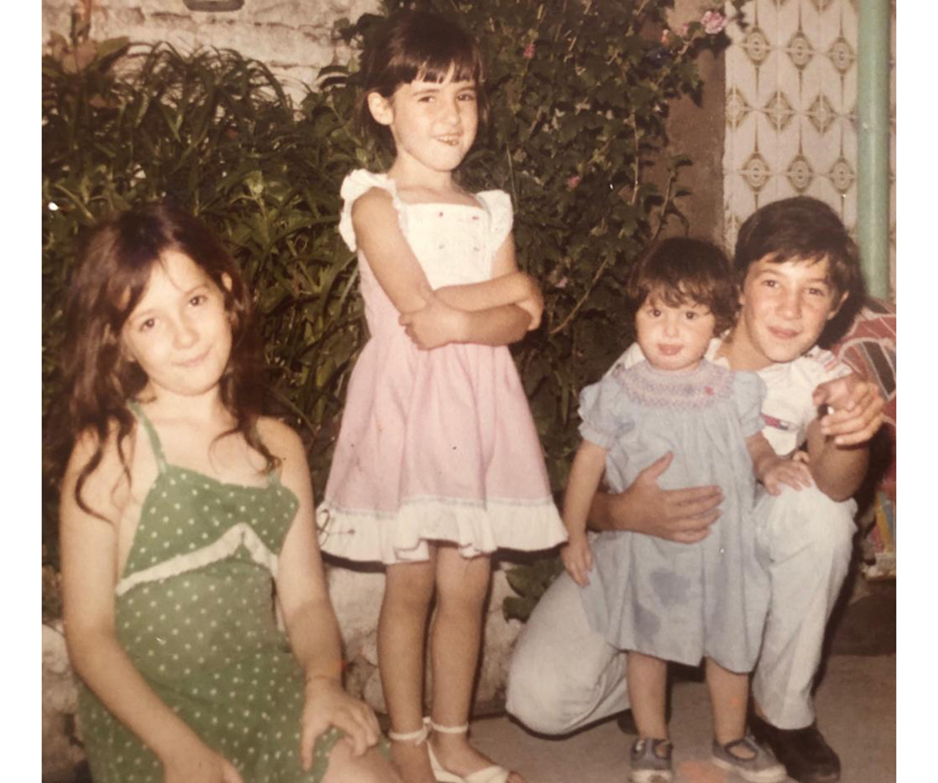 Cristina Pérez y sus hermanos, Lorena, Lourdes y Claudio