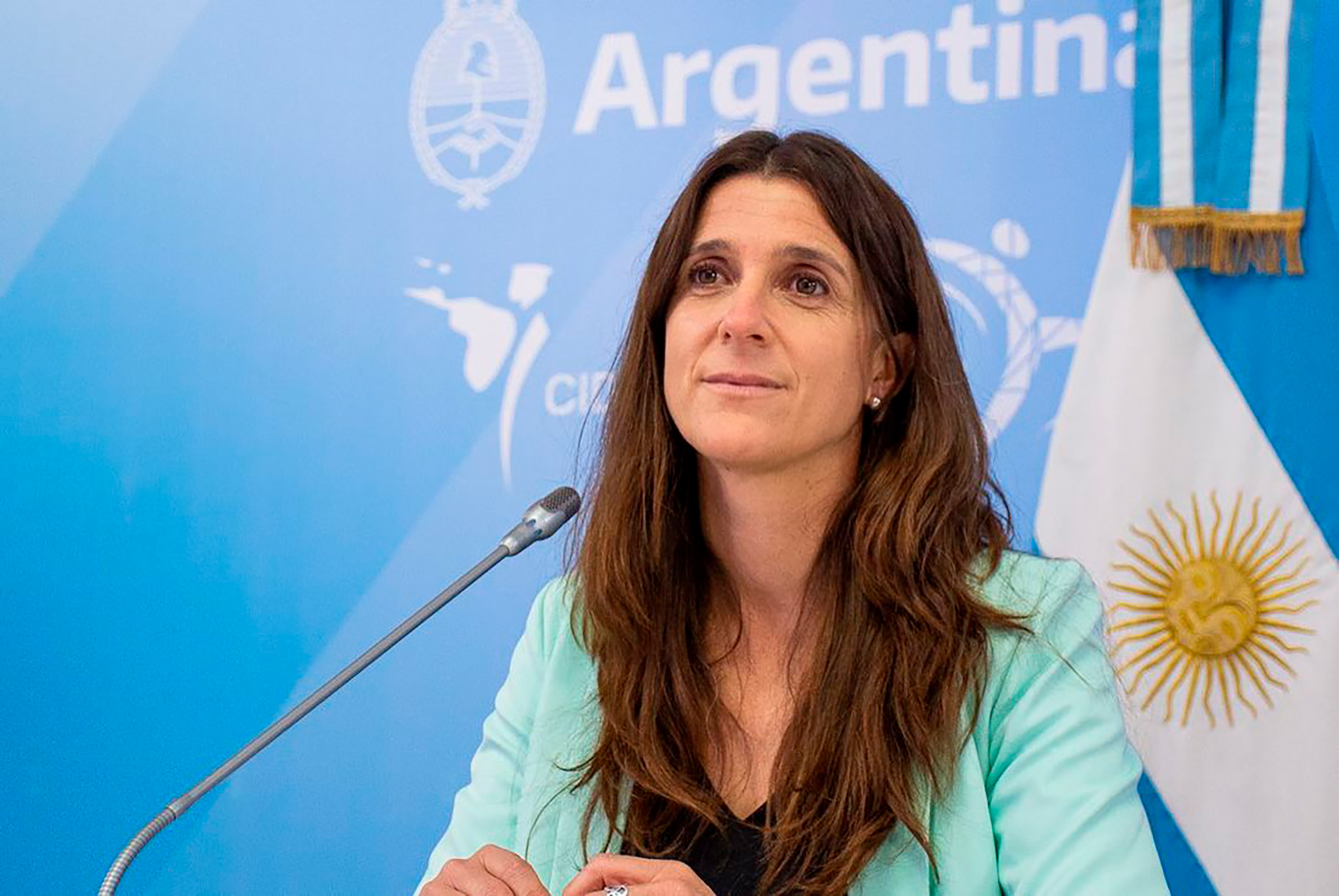 Inés Arrondo es la secretaria de Deportes que presiona para que el ENARD pague un avión privado que cuesta 100 mil dólares para enviar 60 atletas a Ecuador.