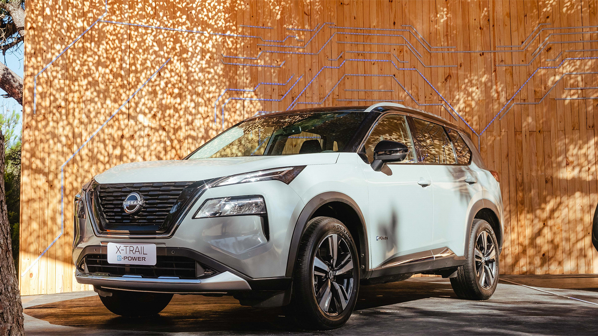 El Nissan X-Trail E-Power llegará este año a Argentina importado desde Japón, introduciendo la tecnología desarrollada por la marca para vehículos de bajas emisiones que supera a los híbridos convencionales