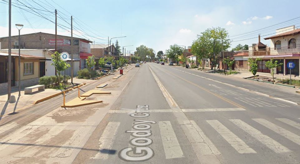 Calor extremo y éxodo turístico: qué tener en cuenta antes de salir a la ruta con más de 37°C