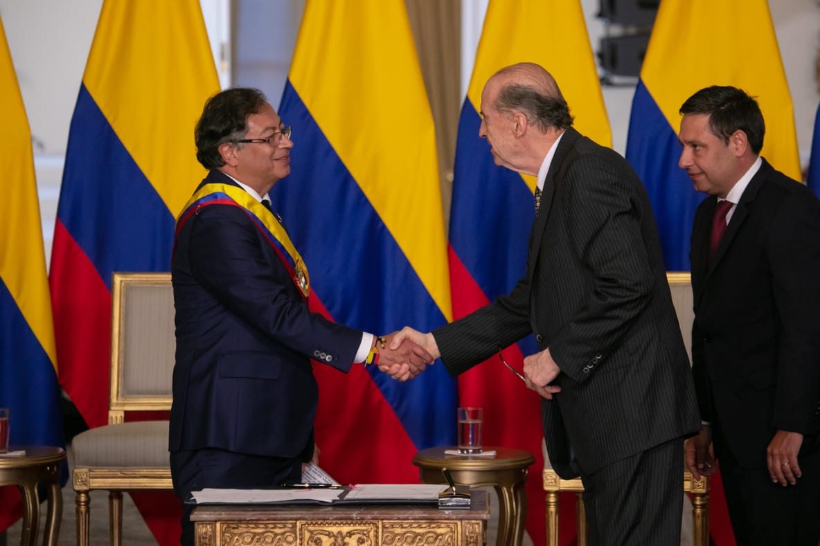 President Gustavo Petro and Foreign Minister Álvaro Leyva.  Photo: Presidency.