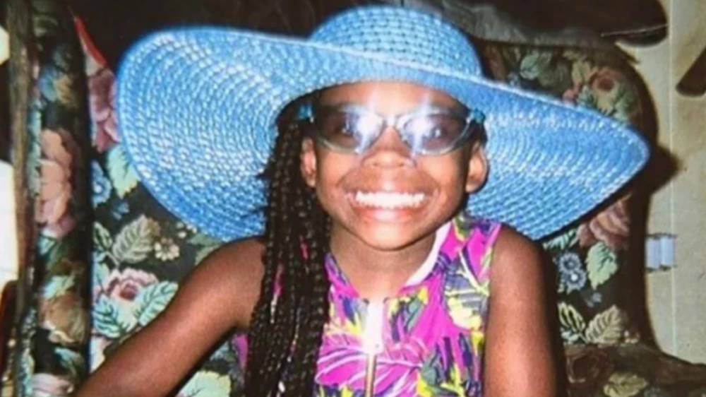 La pequeña Nylah Anderson murió haciendo el "BlackoutChallenge" el cual consiste en asfixiarse hasta perder el conocimiento.