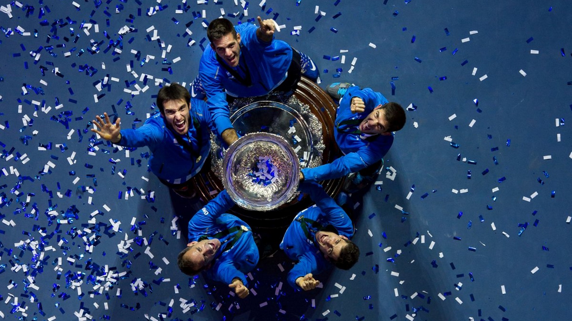 Pella fue parte del equipo argentino campeón de Copa Davis en todas las series  (@CopaDavis)