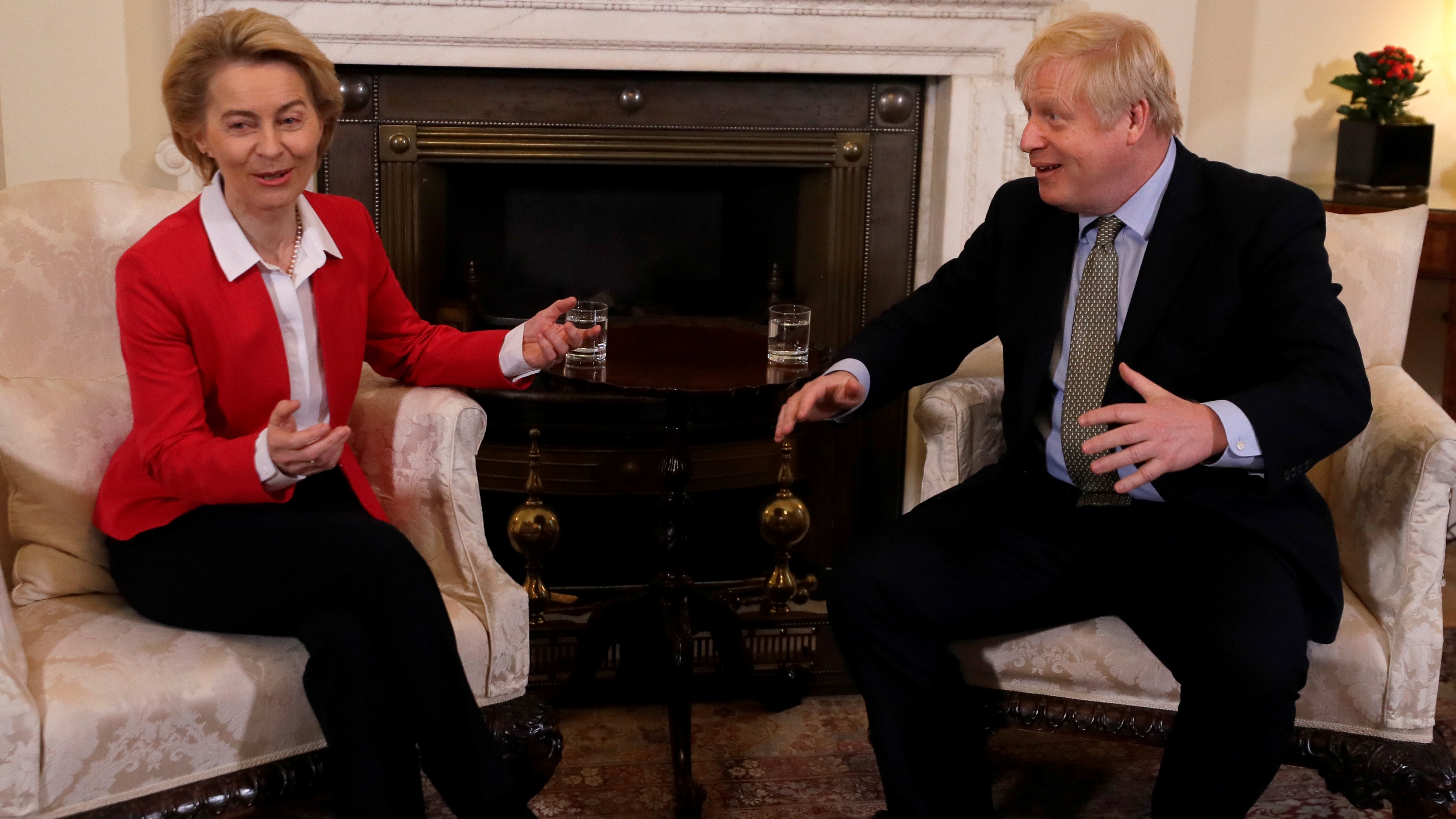 La presidenta de la Comisión Europea, Ursula von der Leyen, y el premier británico, Boris Johnson (Reuters)