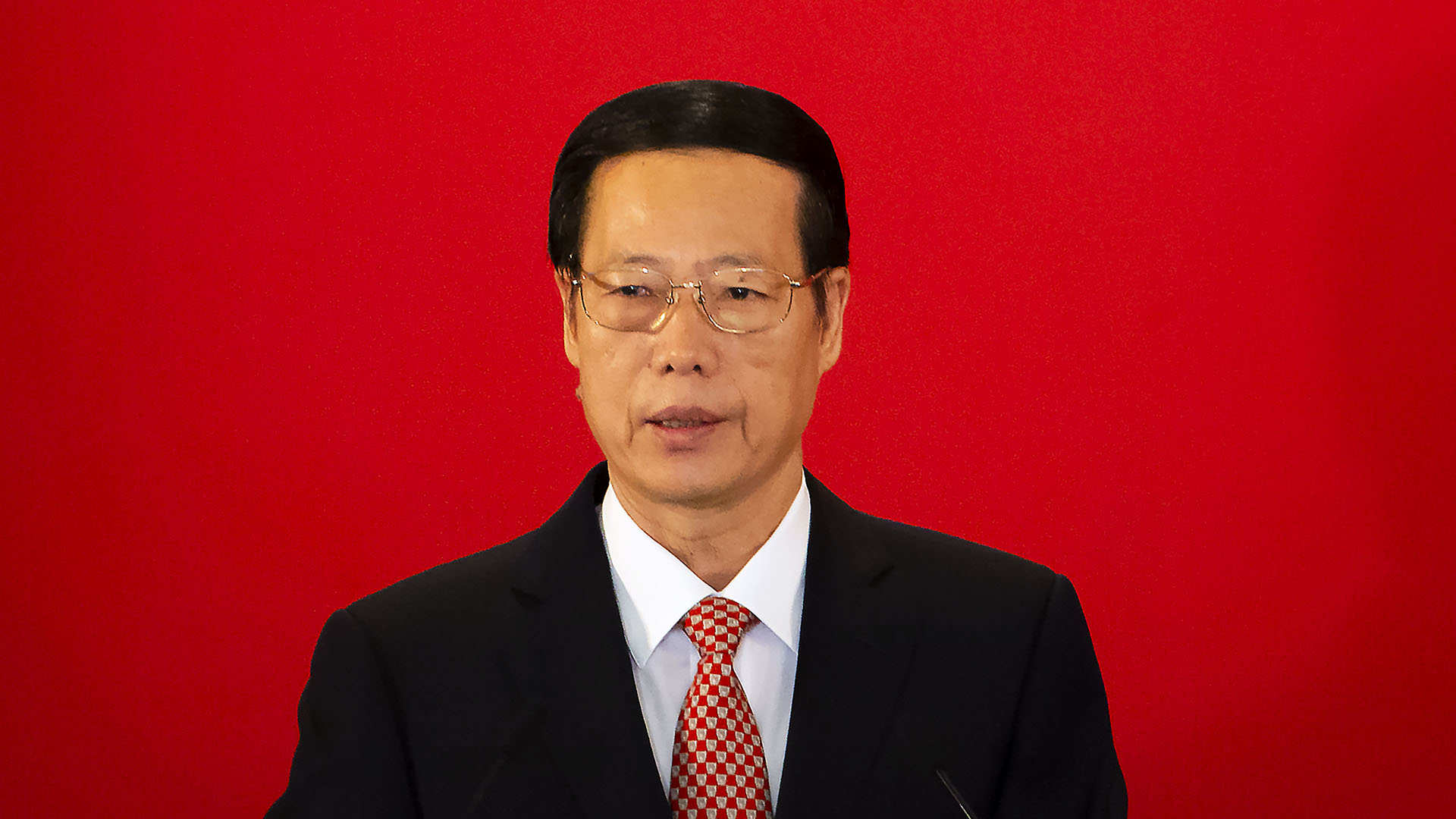 El ex Vice Premier chino Zhang Gaoli está acusado de haber forzado a Peng Shuai a tener sexo no consentido con él. En la fotografía, durante una cumbre en Beijing (AP)