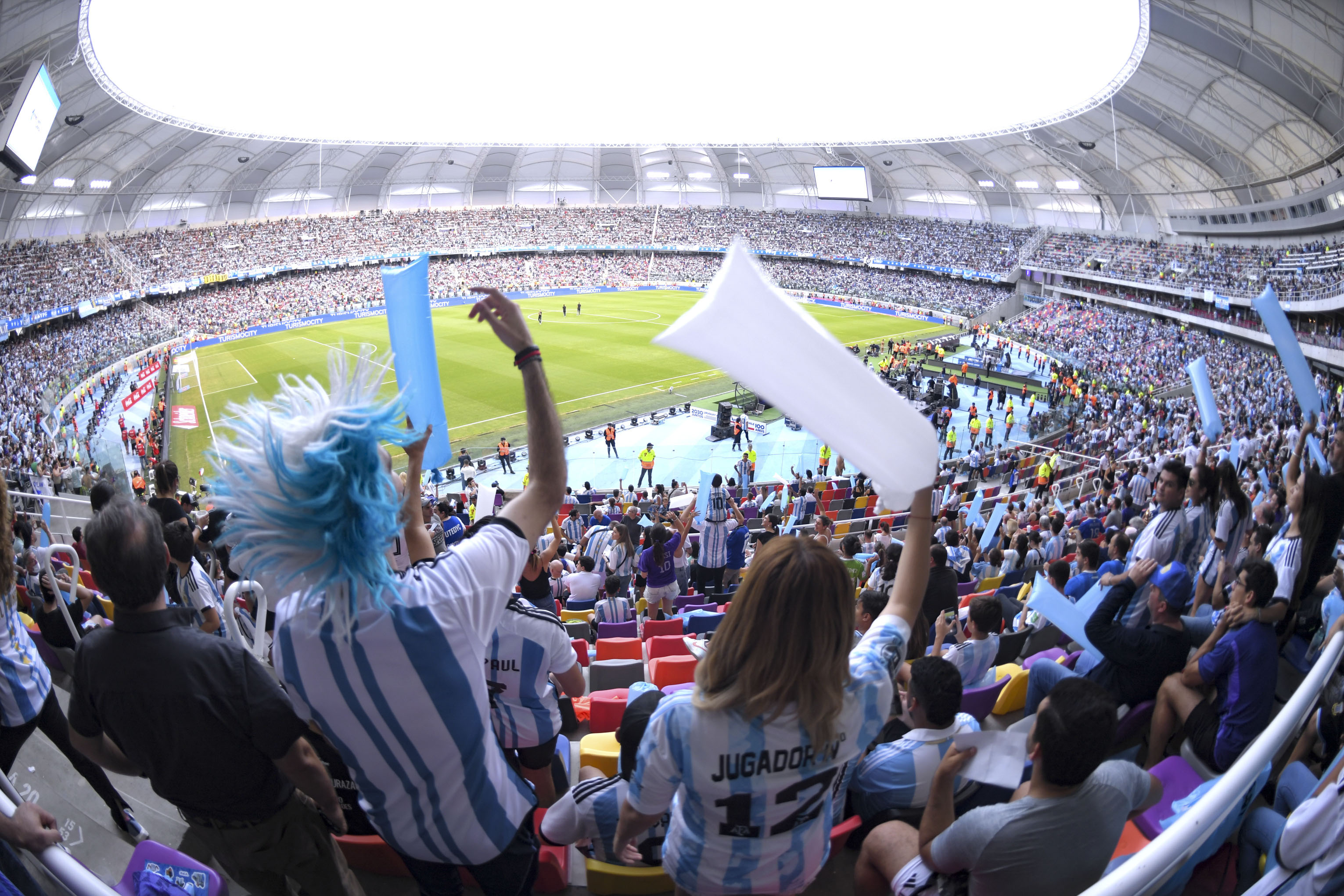 Argentina iguala con Curazao en la segunda fiesta de los campeones del mundo
