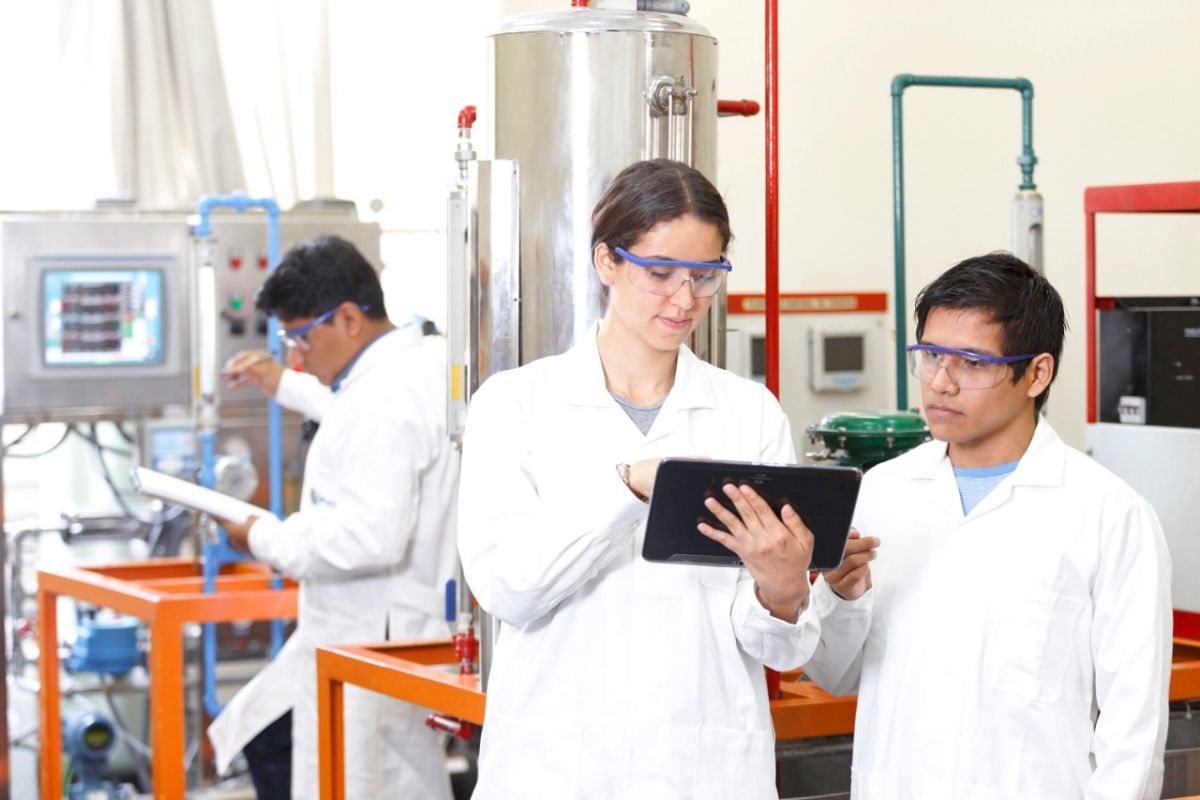 A pesar de representar el 36% de los graduados en STEM, solo 9% de los directores ejecutivos de organizaciones de esas áreas de la ciencia son mujeres