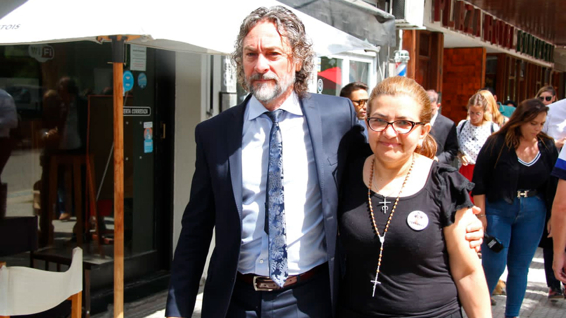 Graciela Báez Sosa y el querellante Fabián Améndola (Ezequiel Acuña)