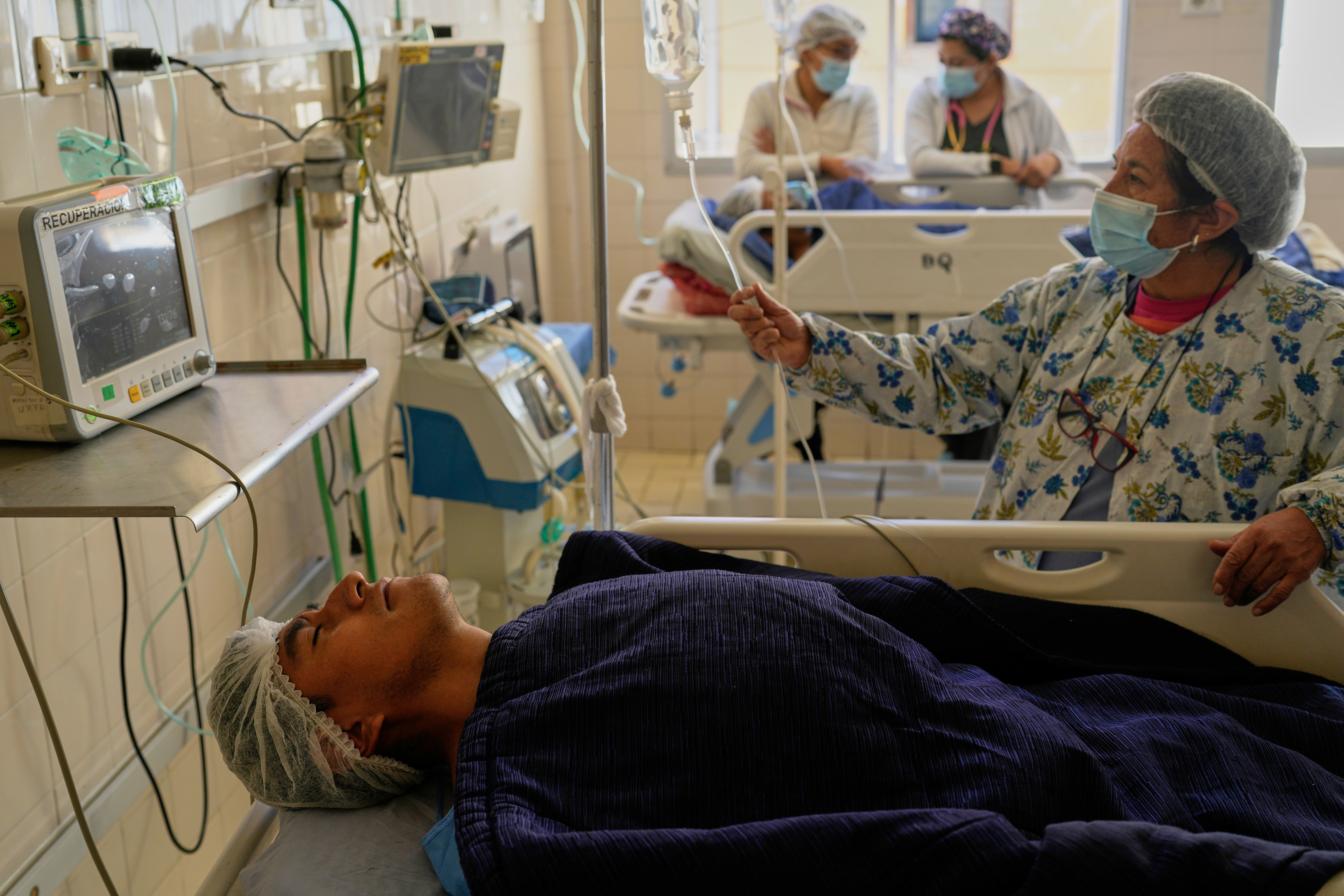 M&aacute;s de un mes de bloqueos deja a Bolivia al borde de una emergencia sanitaria por la escasez de ox&iacute;geno e insumos m&eacute;dicos