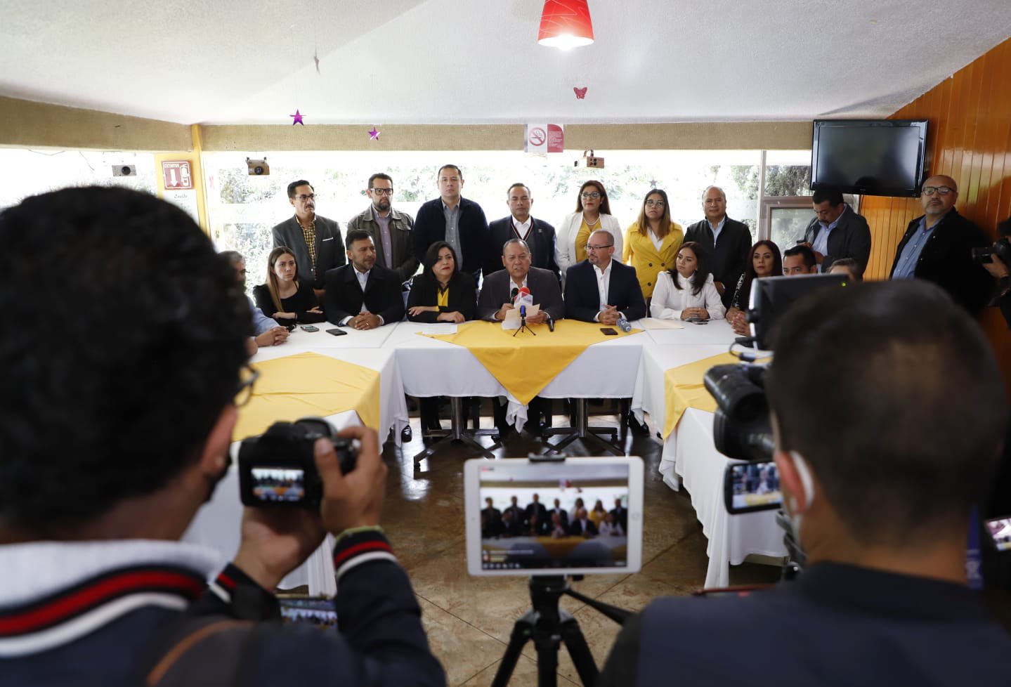 The PRD proposes to modify the laws in the State of Mexico so that, in the event of victory of the opposition bloc to Morena, the coalition governments are consolidated (Photo: Twitter/@Jesus_Zambrano)