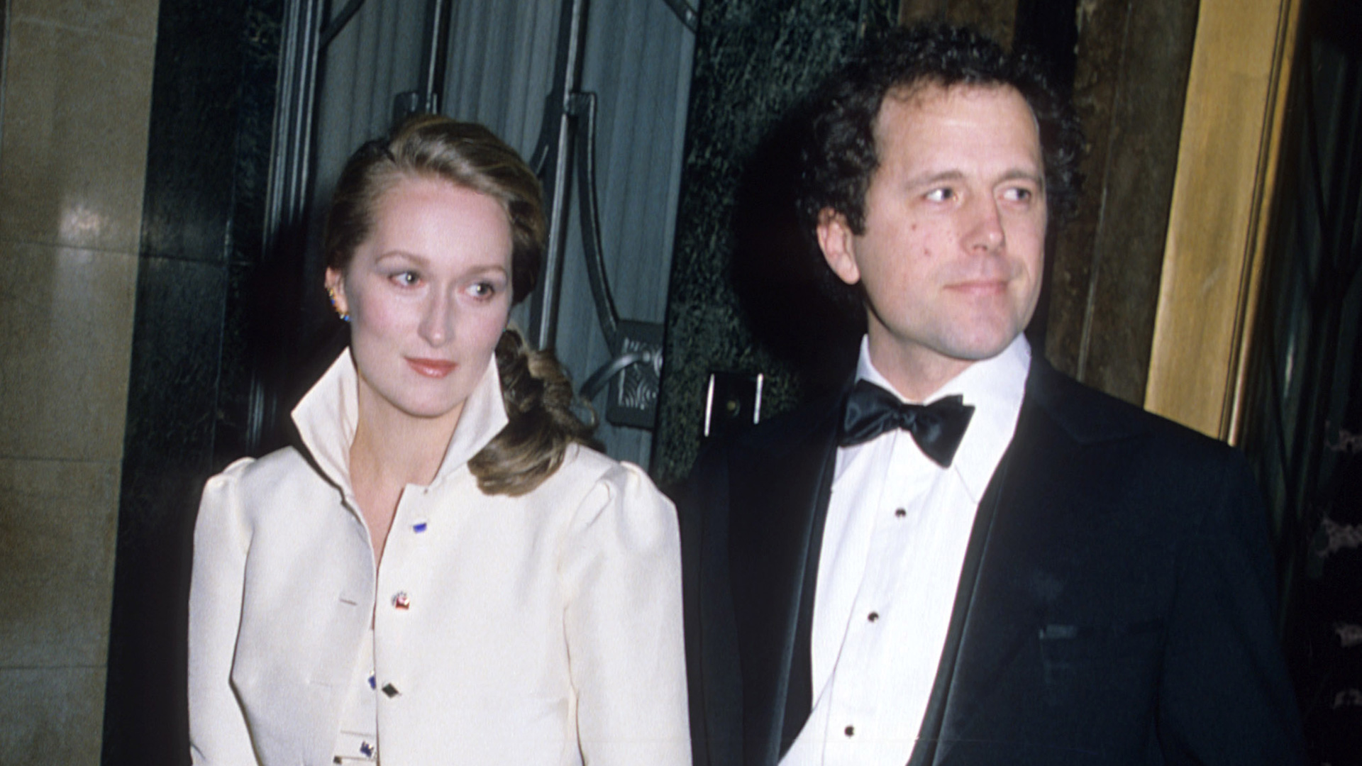 Meryl Streep y su marido Don Gummer en 1980, en Londres. (Getty Images)