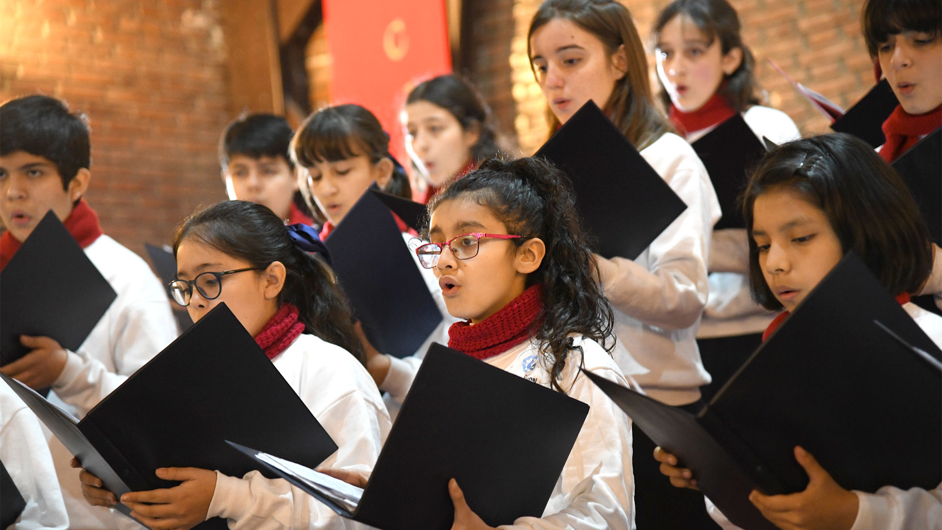 El Coro Nacional de Niños, en “Nuestro canto en los templos”