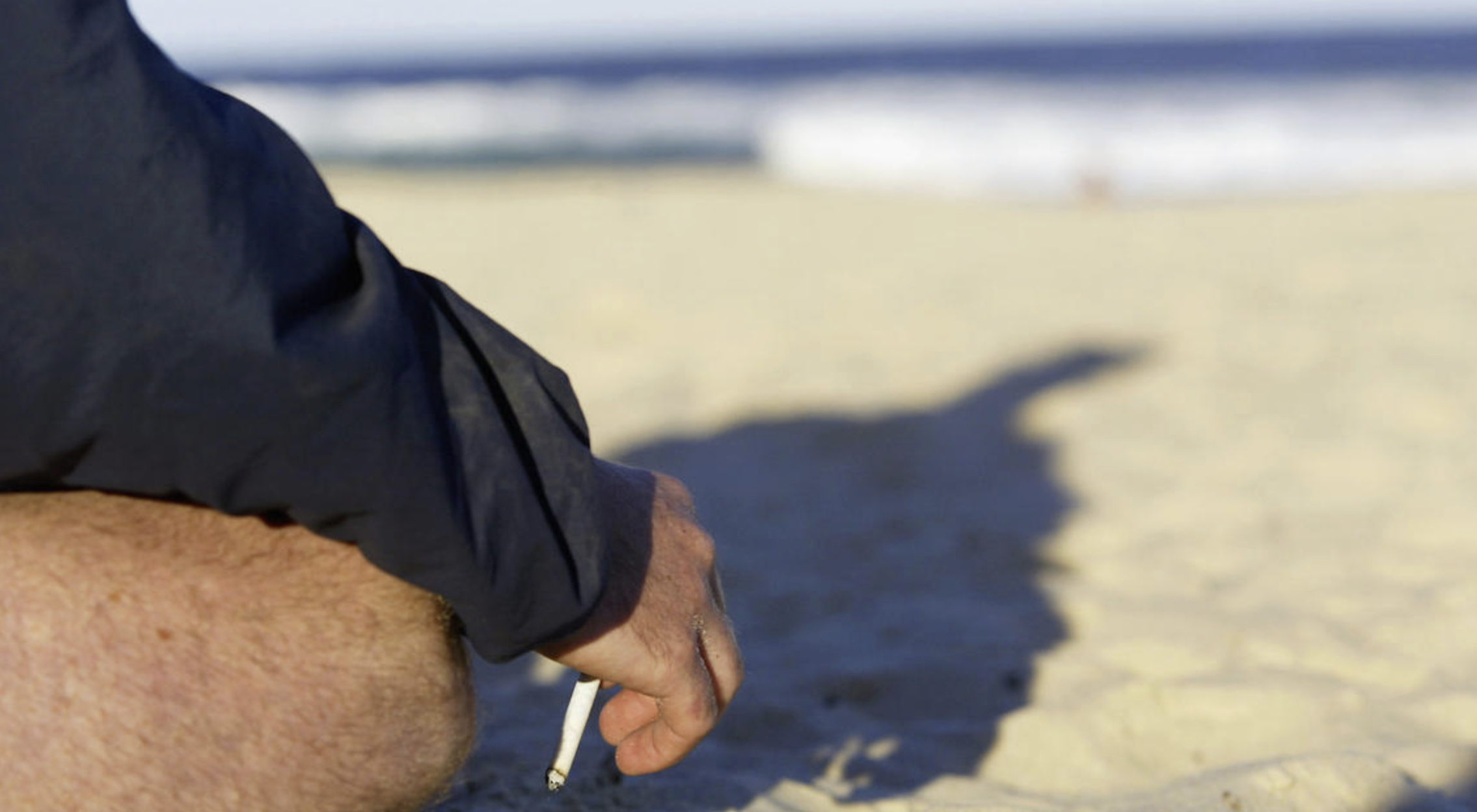 La ciudad de Miami Beach prohibió los cigarrillos en sus playas y parques 