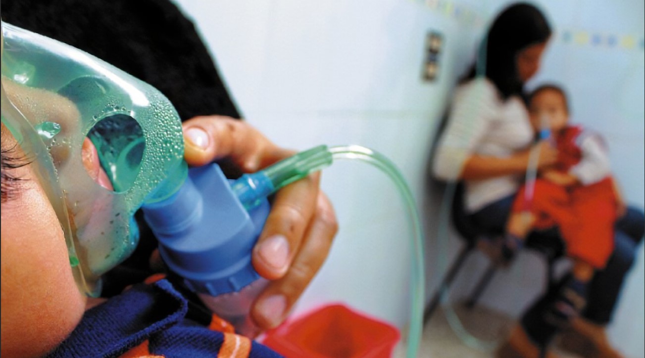 Infecciones respiratorias en niños crecieron al 100 % por bajas temperaturas
