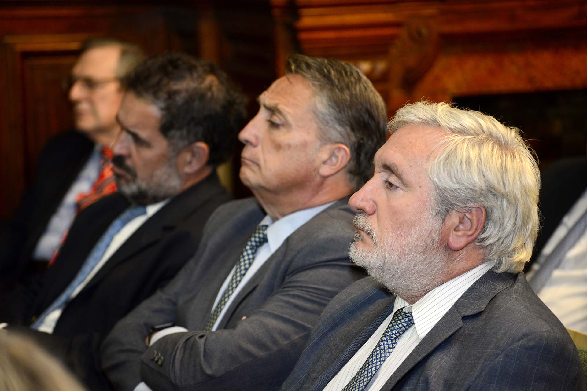 El rector de la Universidad del Salvador, Carlos Salvadores de Arzuaga, y el procurador general de la provincia de Buenos Aires, Julio Conte Grand 