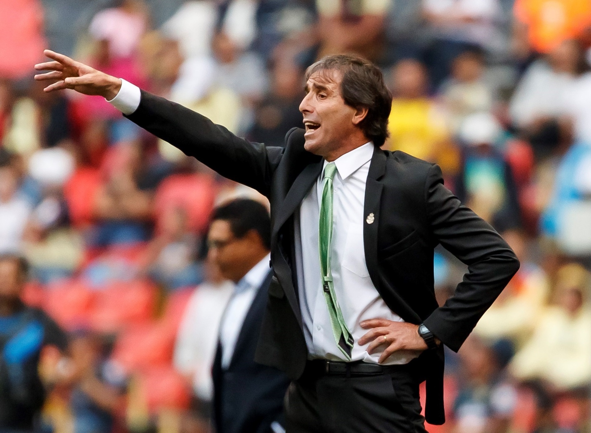 El entrenador uruguayo Guillermo Almada aseguró que está preparado para dirigir a la Selección Mexicana (Foto: EFE/José Méndez)
