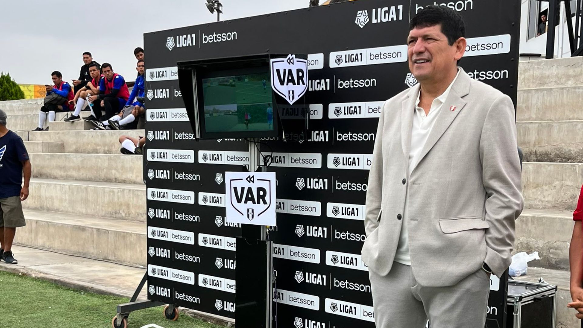 Agustín Lozano aseguró que demora en la implementación del VAR en la Liga 1 evitará “cometer errores”