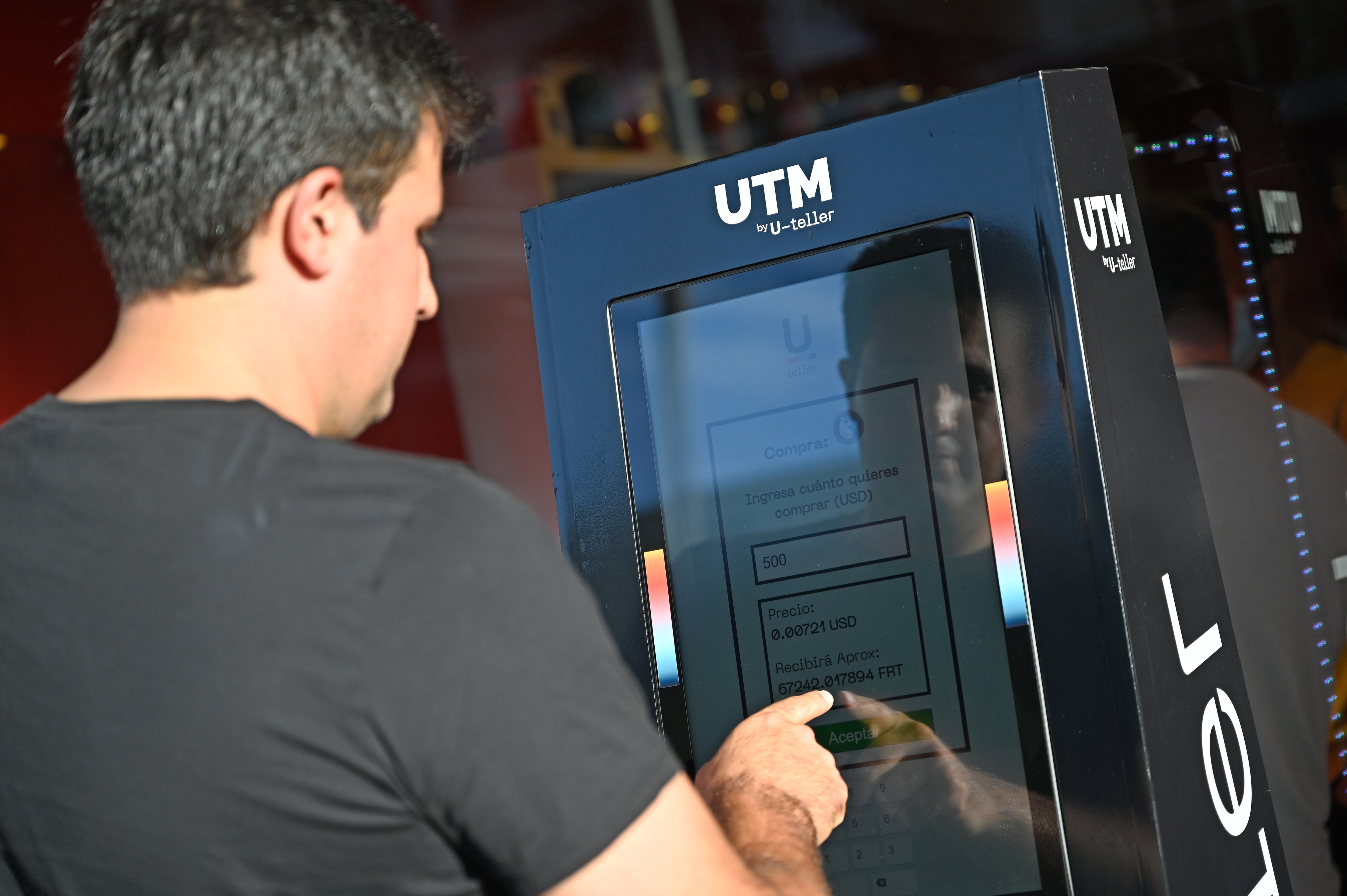 Photograph provided today by InBierto showing a person using the first cryptocurrency ATM installed in Uruguay, in Punta del Este (Uruguay).  EFE/InBierto /Carlos Lebrato