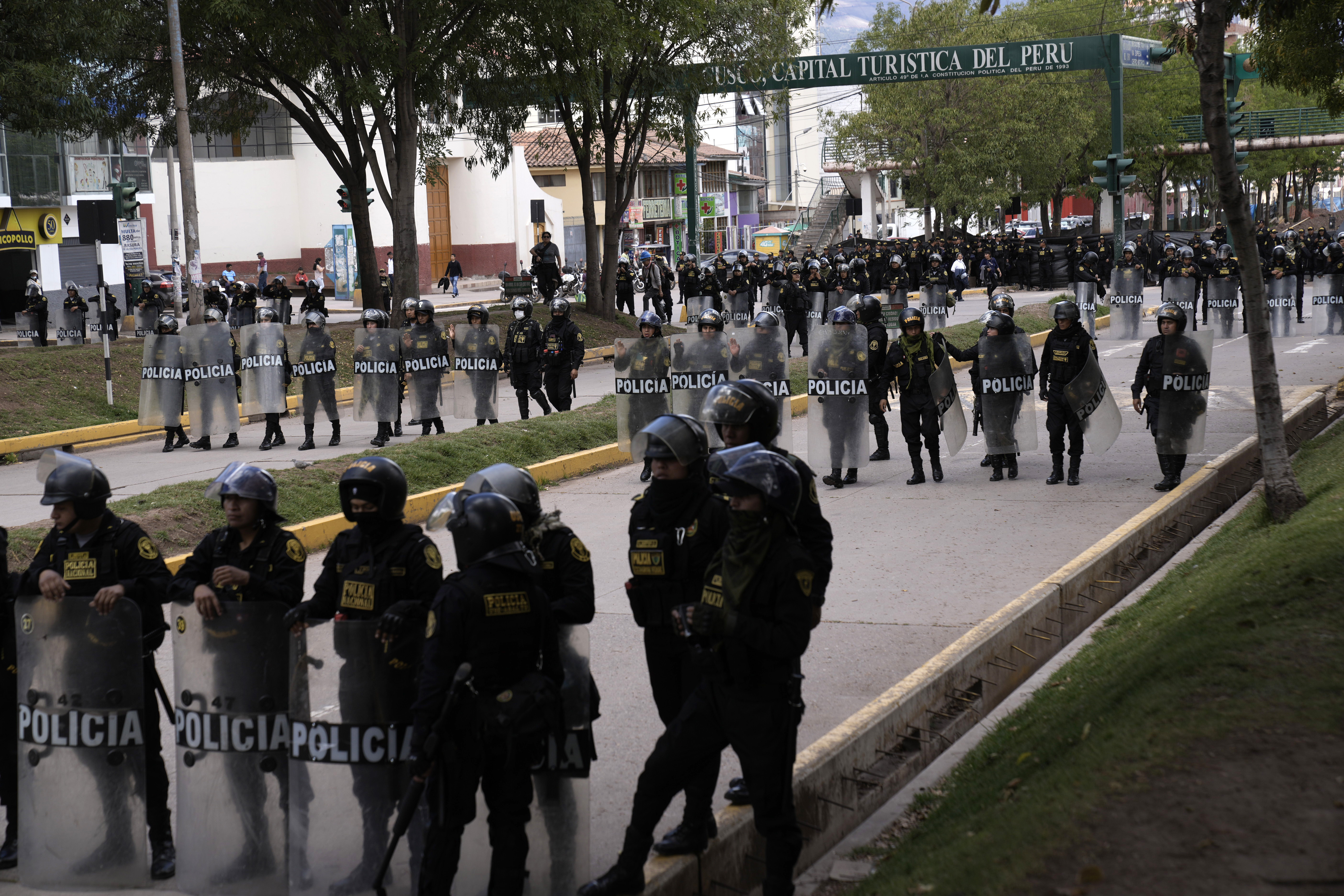 A causa de la represión de las fuerzas del orden han fallecido casi medio centenar de civiles.  (AP Foto/Rodrigo Abd, Archivo)