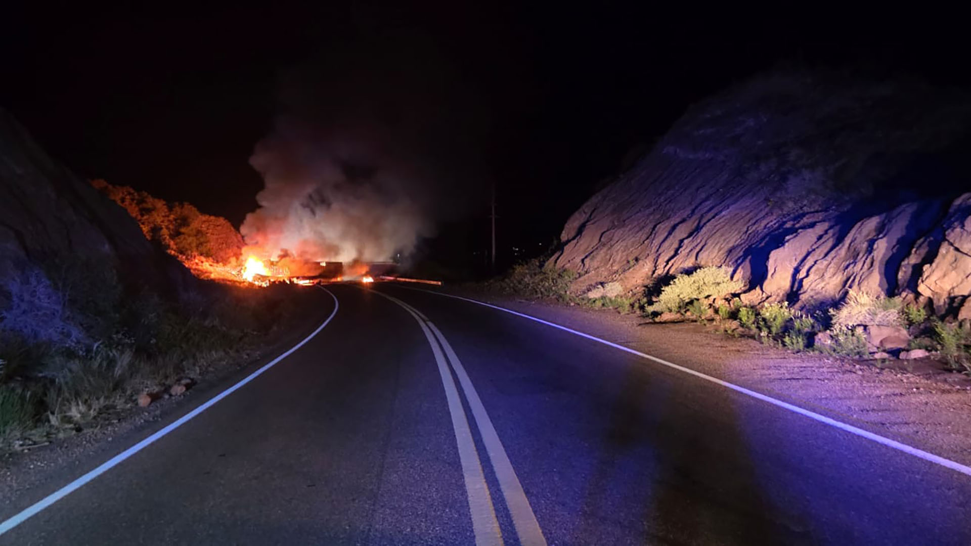 Mercados: los bonos extienden la suba y el riesgo país llegó a perforar los 600 puntos, aunque rebota durante la rueda