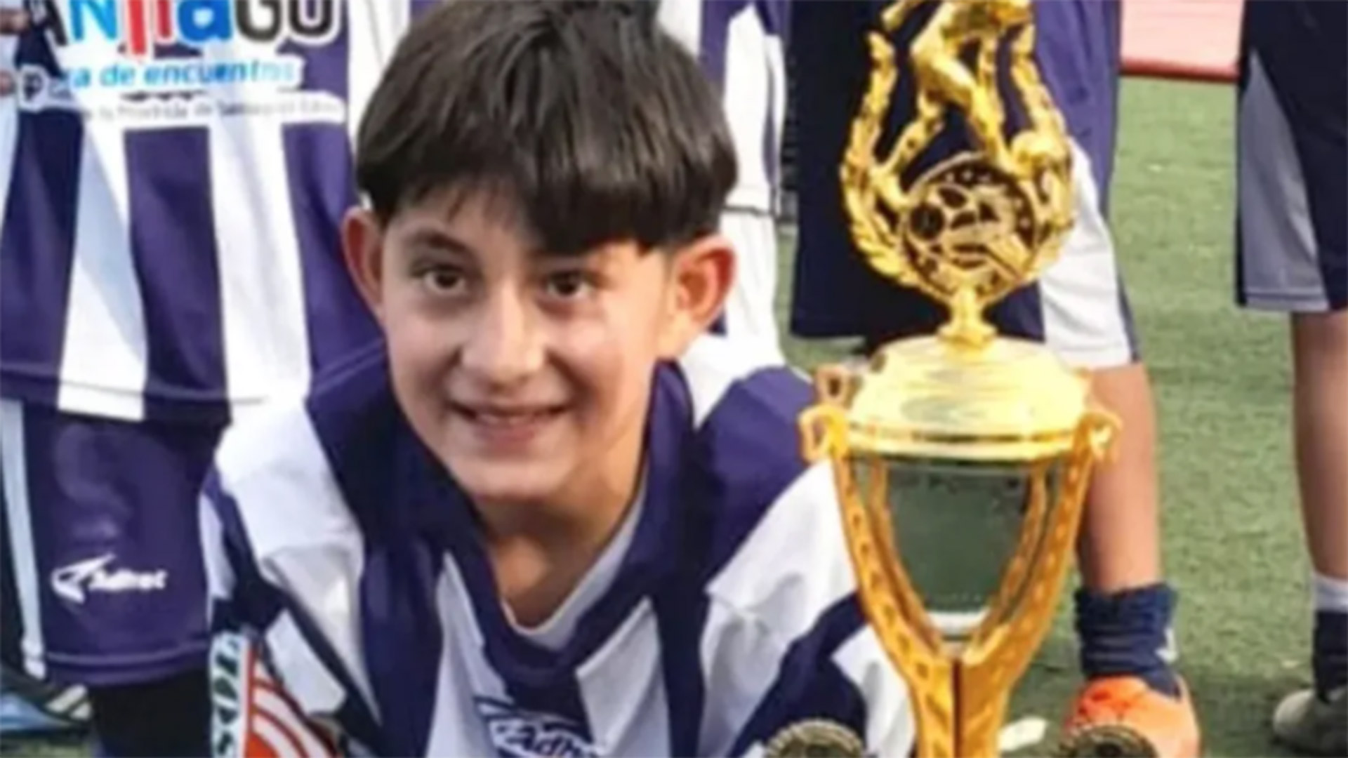 Un adolescente de 15 a&ntilde;os muri&oacute; en Santiago del Estero tras recibir un pelotazo en el pecho mientras jugaba al f&uacute;tbol con amigos