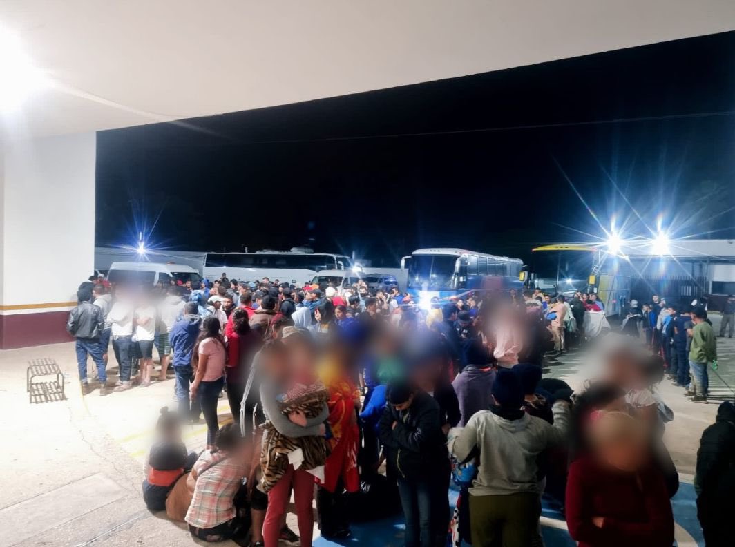 En la madrugada del 21 de noviembre el INM interceptó a más de 300 migrantes en Veracruz (Foto: INM)