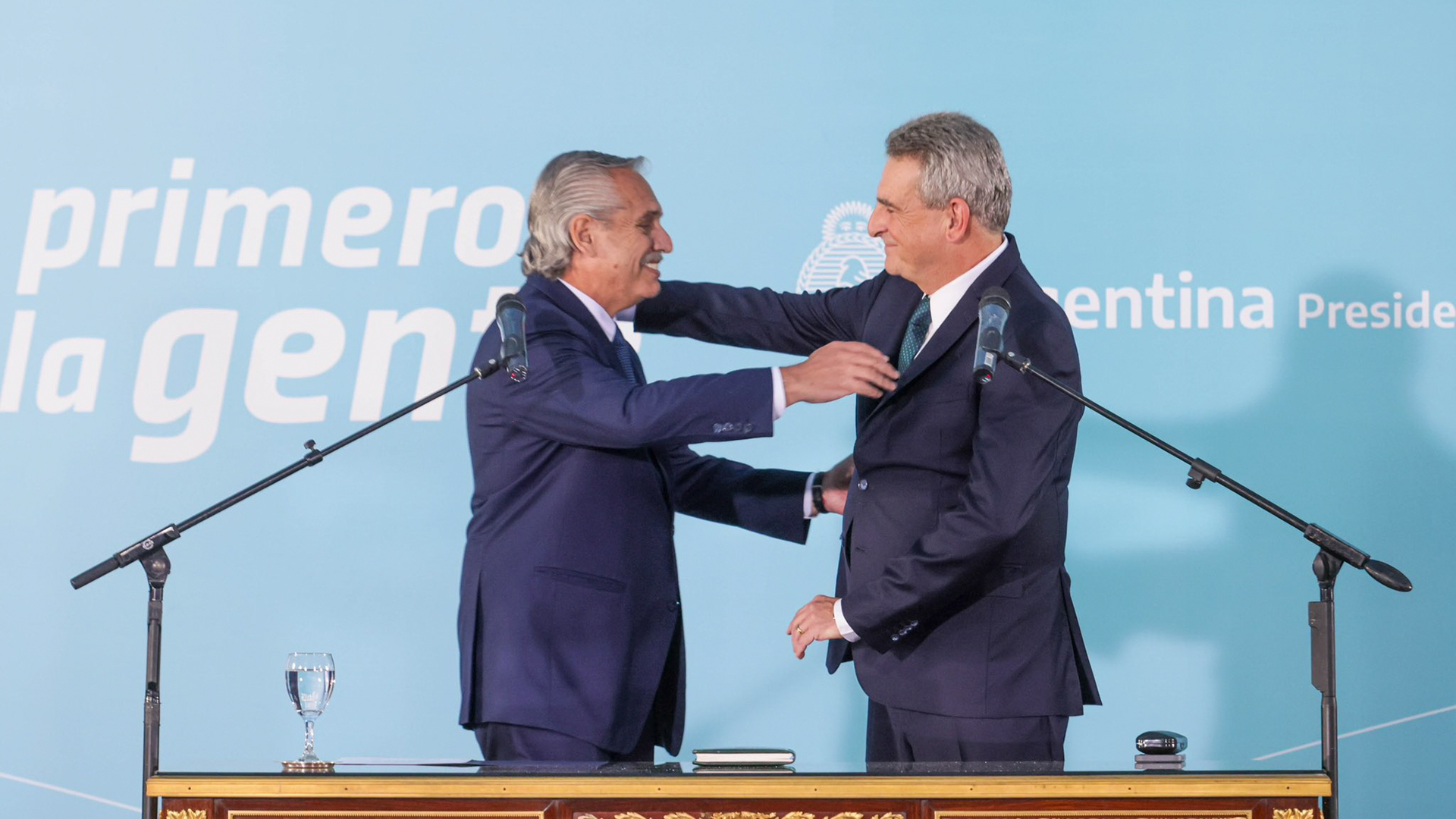 Rossi asumió al mando del Gabinete: equilibrio en la interna y rol clave en la agenda política