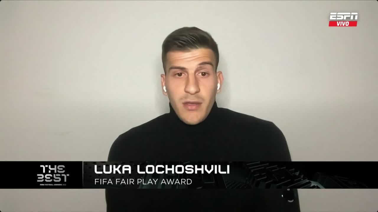 Luka Lochoshvili recibió premio 'fair play' en The Best.