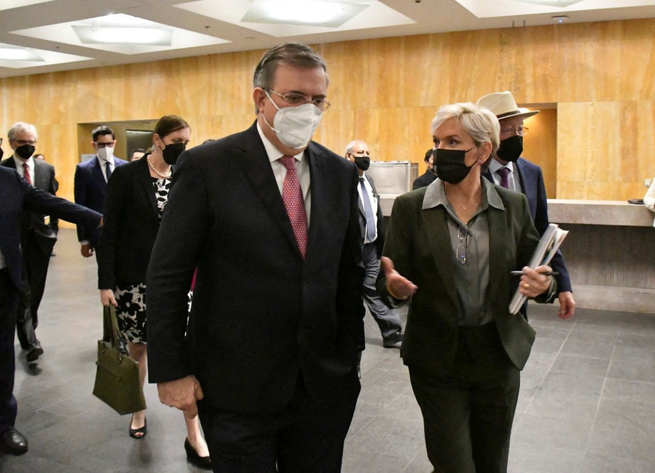 La secretaria estadounidense se reunió con el titular de la Secretaría de Relaciones Exteriores (SRE), Marcelo Ebrard (Mexico's Foreign Relations Ministry/Handout via REUTERS)