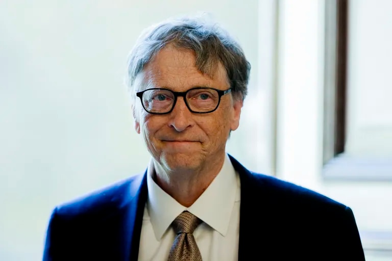 Bill Gates dice que las personas inteligentes deberían trabajar en empresas con causas ambientales 
