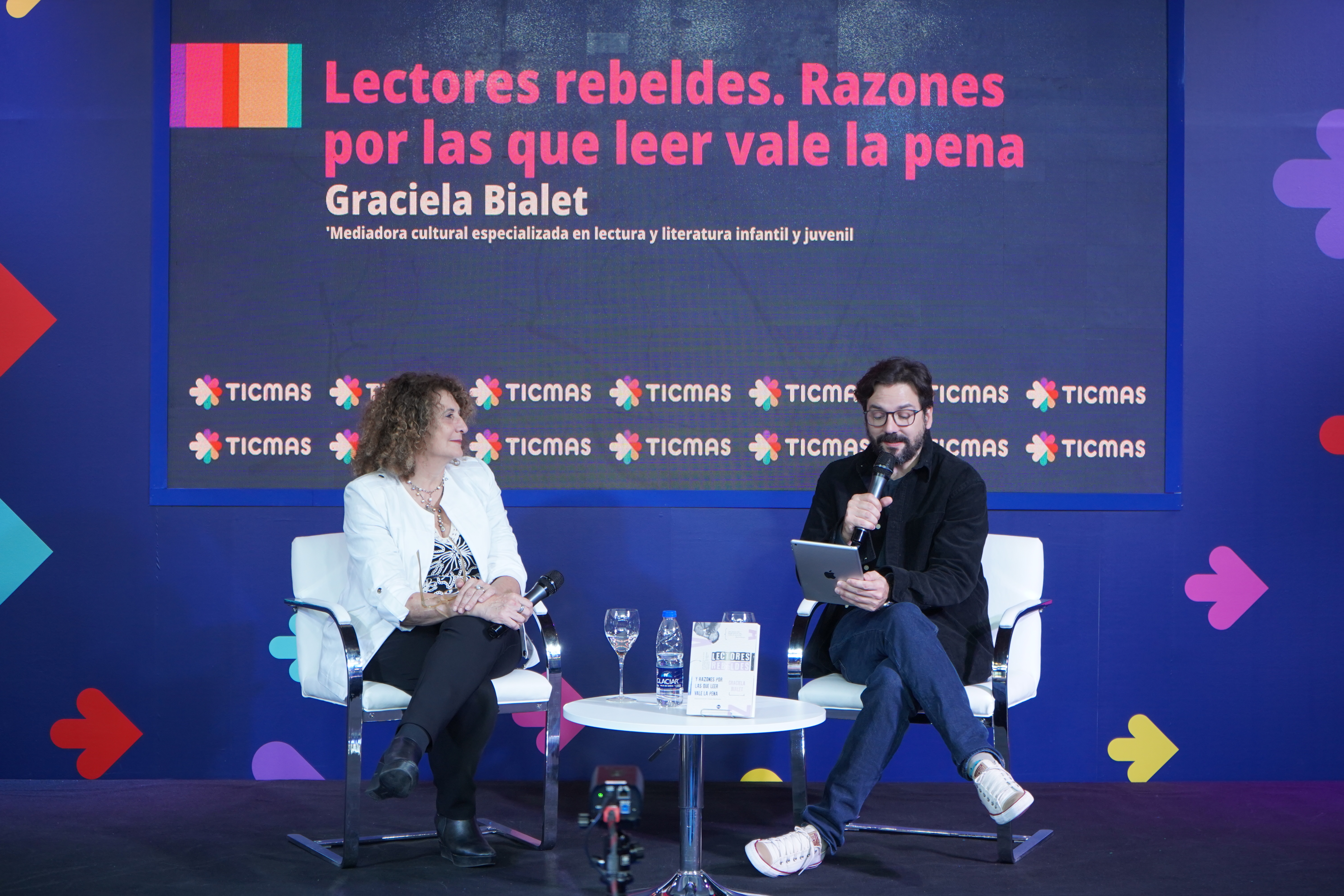 Graciela Bialet entrevistada por Patricio Zunini (foto: Agustín Brashich)