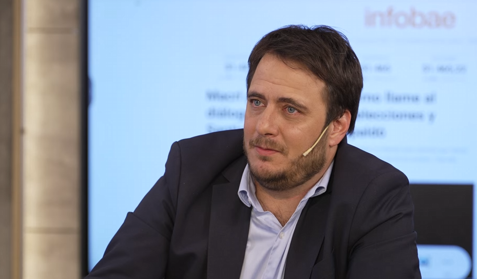 Hernán Reyes: “Hay que terminar con los espejitos de colores y las soluciones a corto plazo”