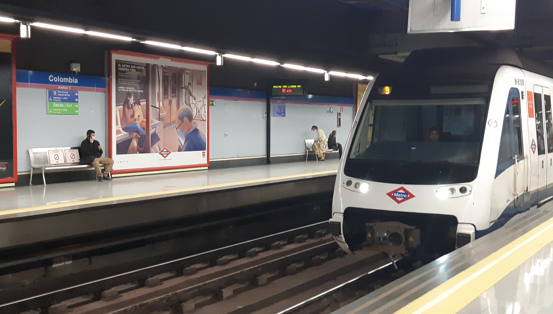 La estación Colombia del metro de Madrid (España) ahora también se llama  Cien Años de Soledad - Infobae