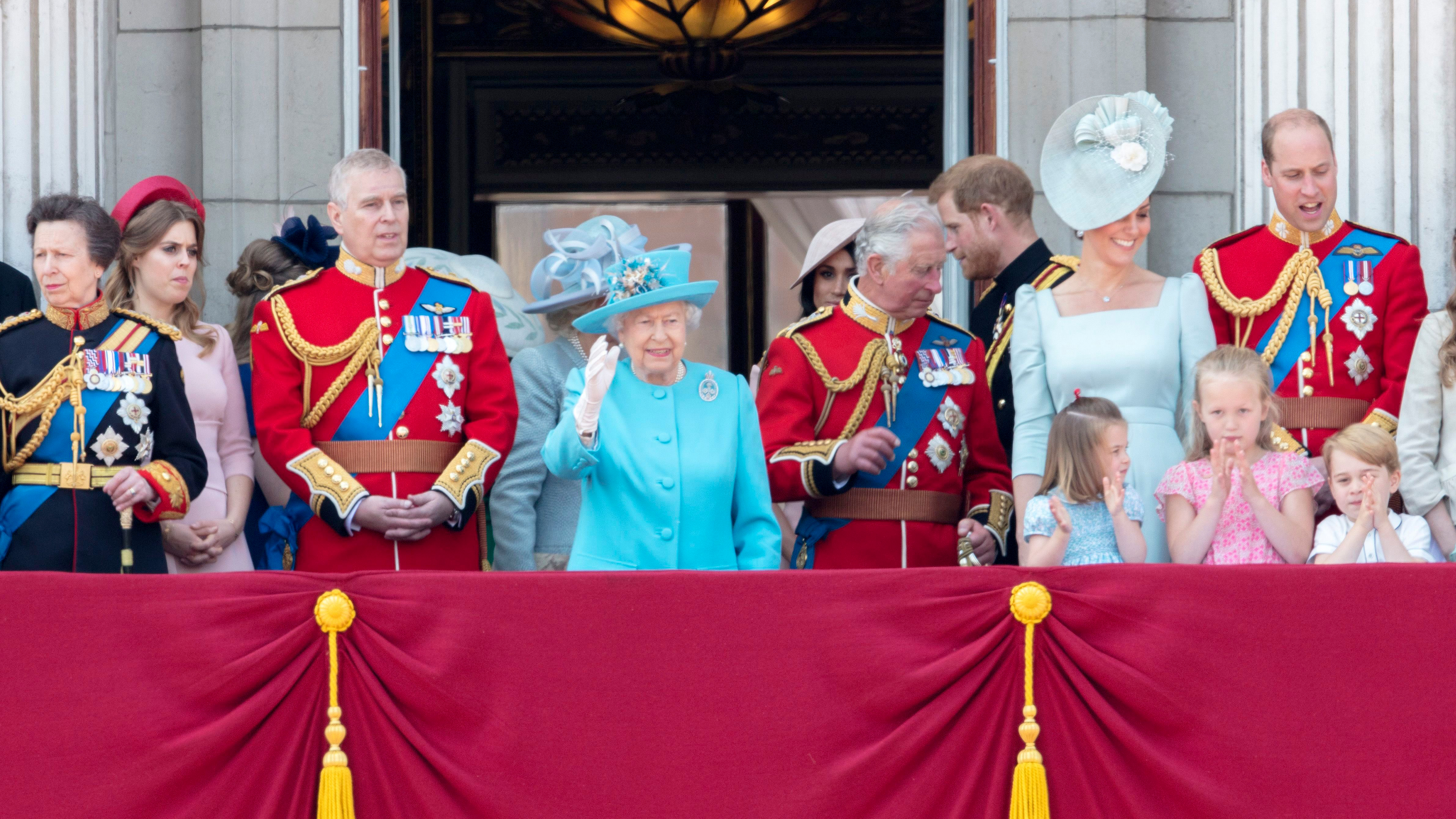 La familia real en el Palacio de Buckingham durante el Trooping the Colour 2017 (Shutterstock)